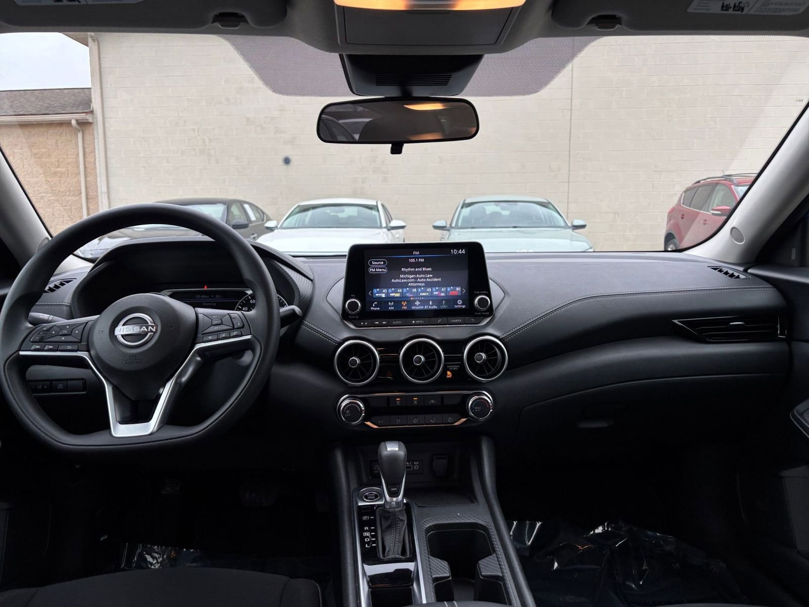 Thumbnail: 2025 Nissan Sentra - 31