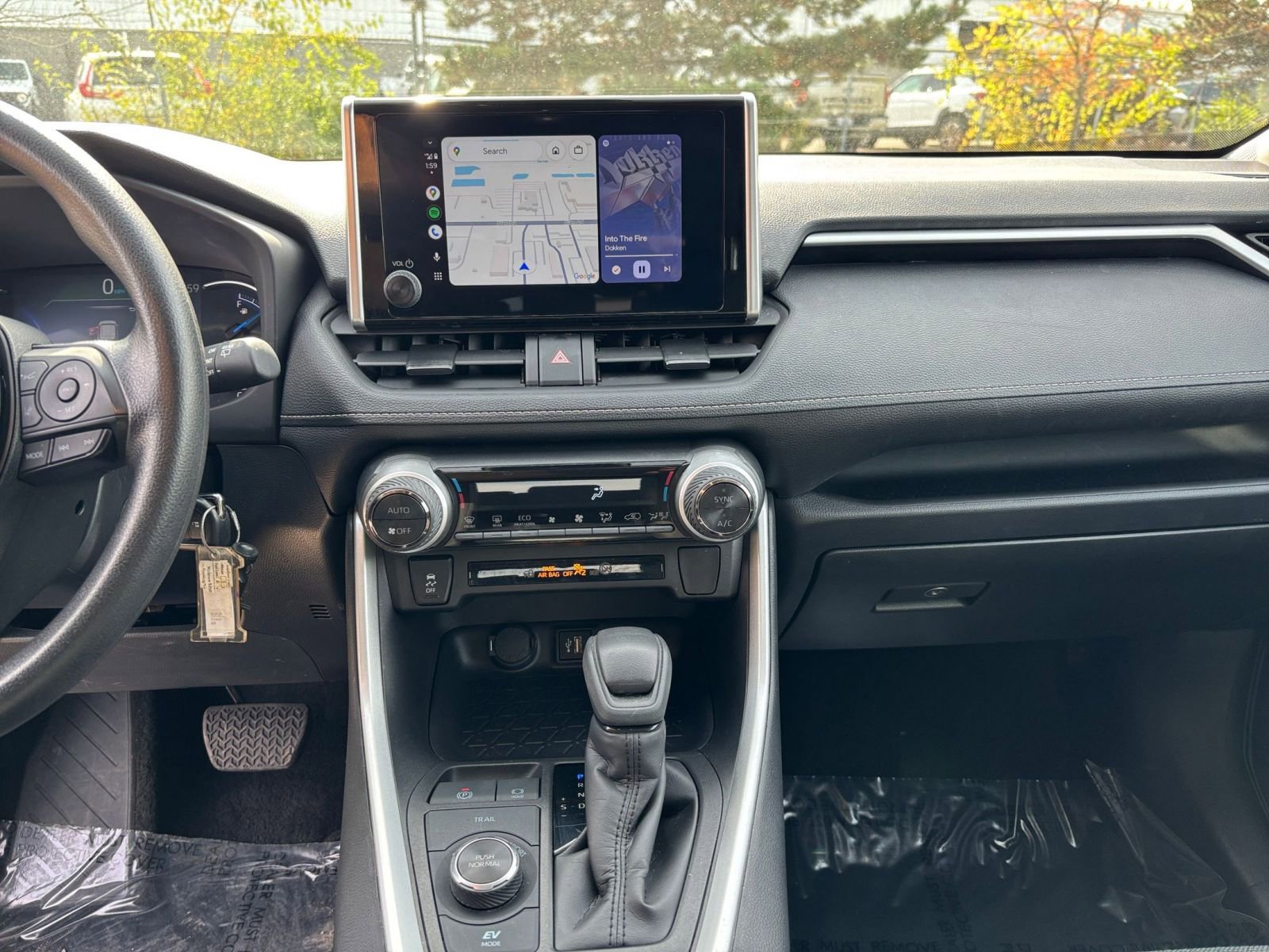 Thumbnail: 2025 Toyota RAV4 - 18