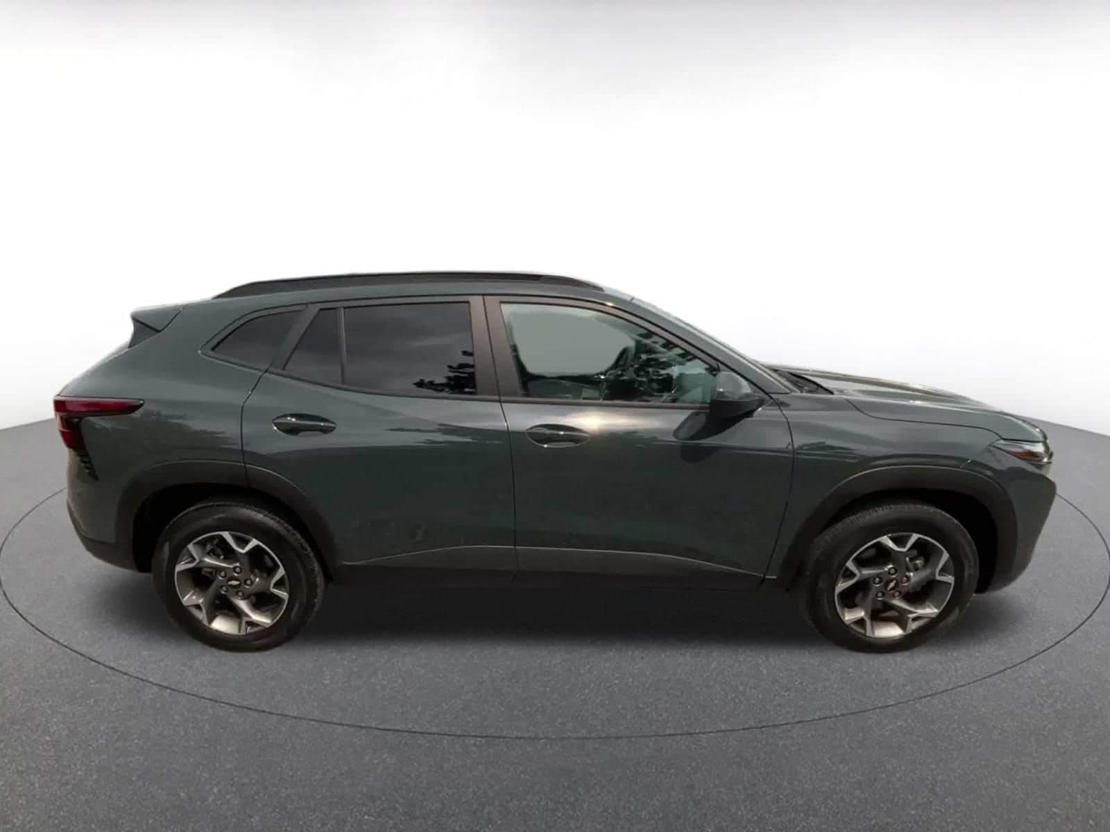 Thumbnail: 2025 Chevrolet Trax - 15