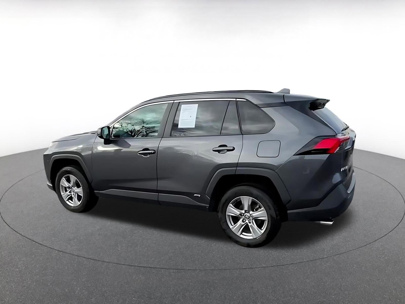 Thumbnail: 2025 Toyota RAV4 - 10