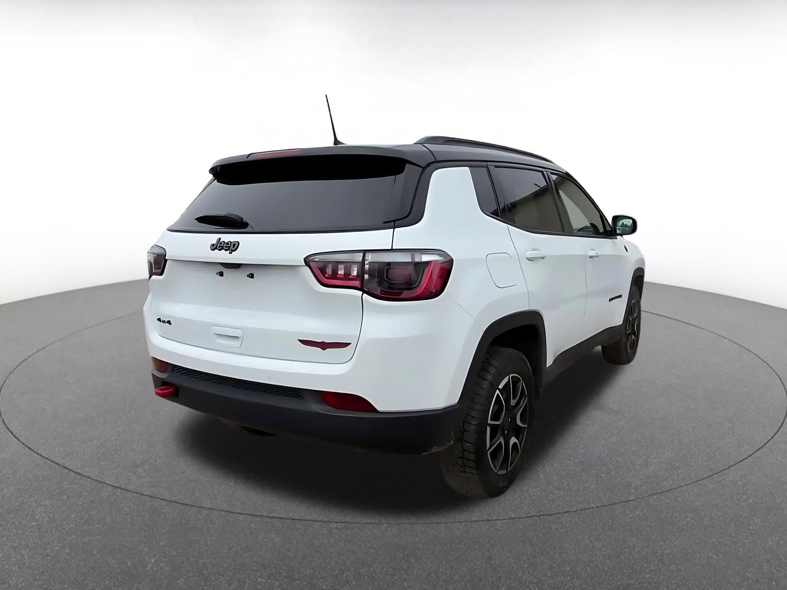 Thumbnail: 2025 Jeep Compass - 14