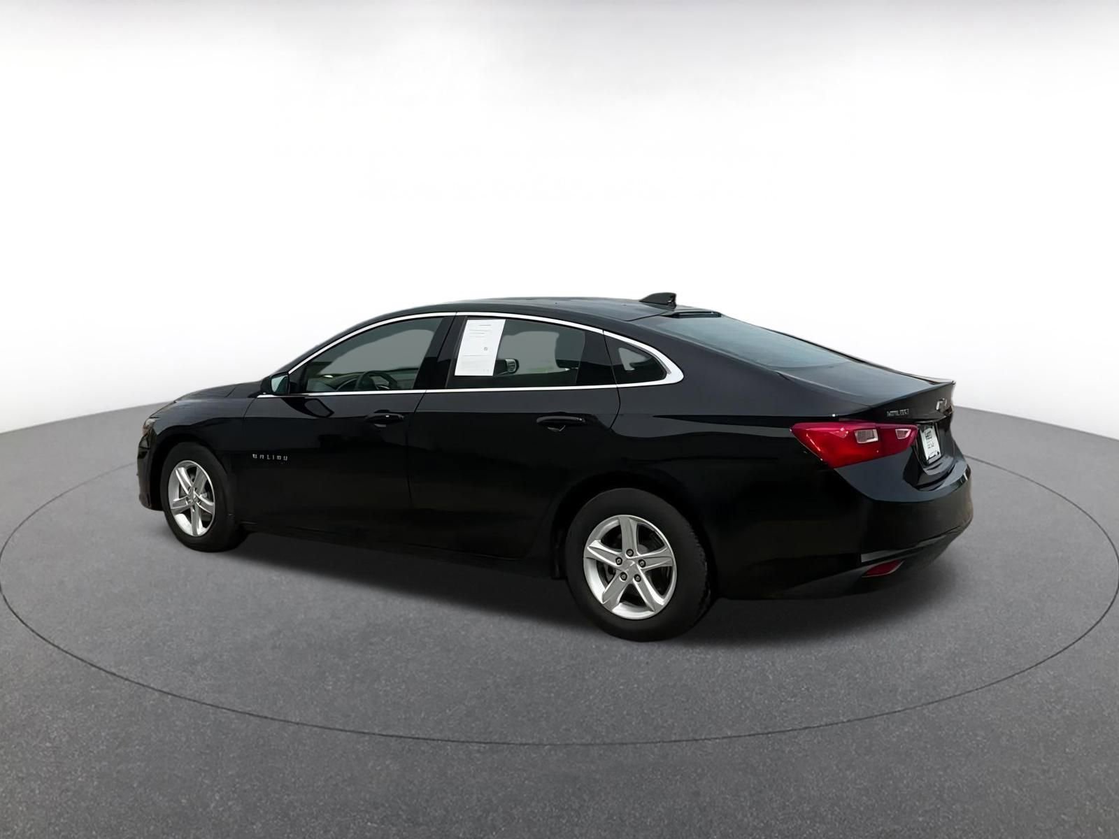 2024 Chevrolet Malibu LT 10