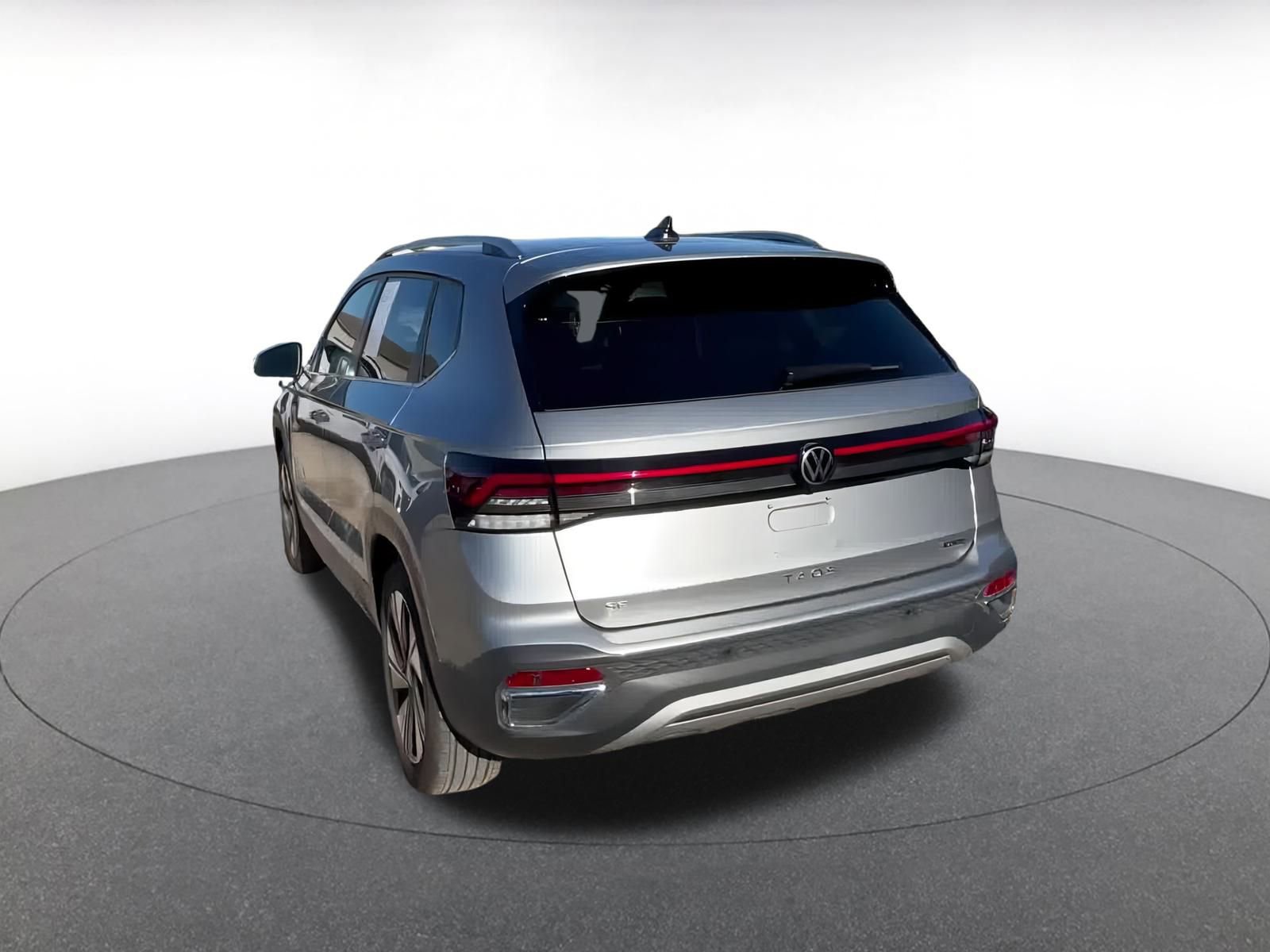 Thumbnail: 2025 Volkswagen Taos - 15