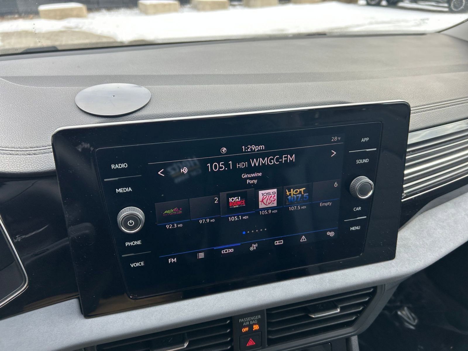 Thumbnail: 2025 Volkswagen Jetta - 21