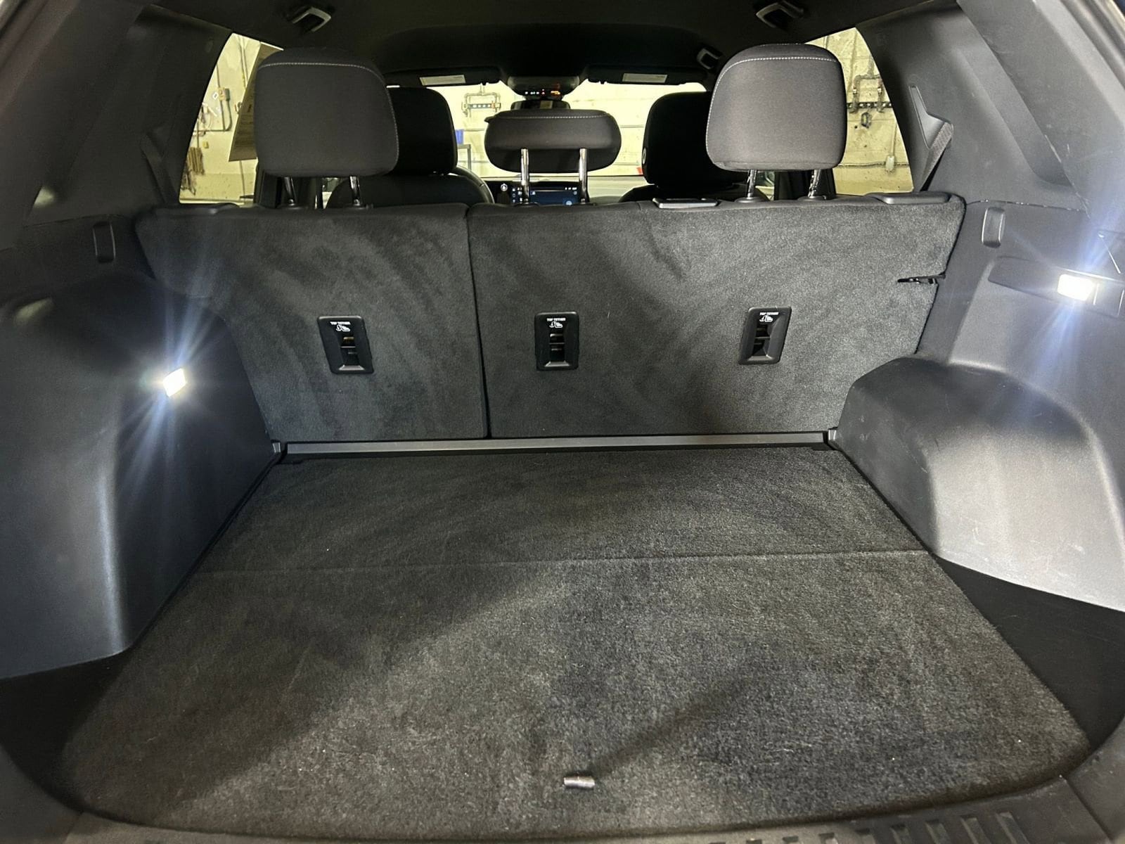 Thumbnail: 2025 Chevrolet Equinox - 31