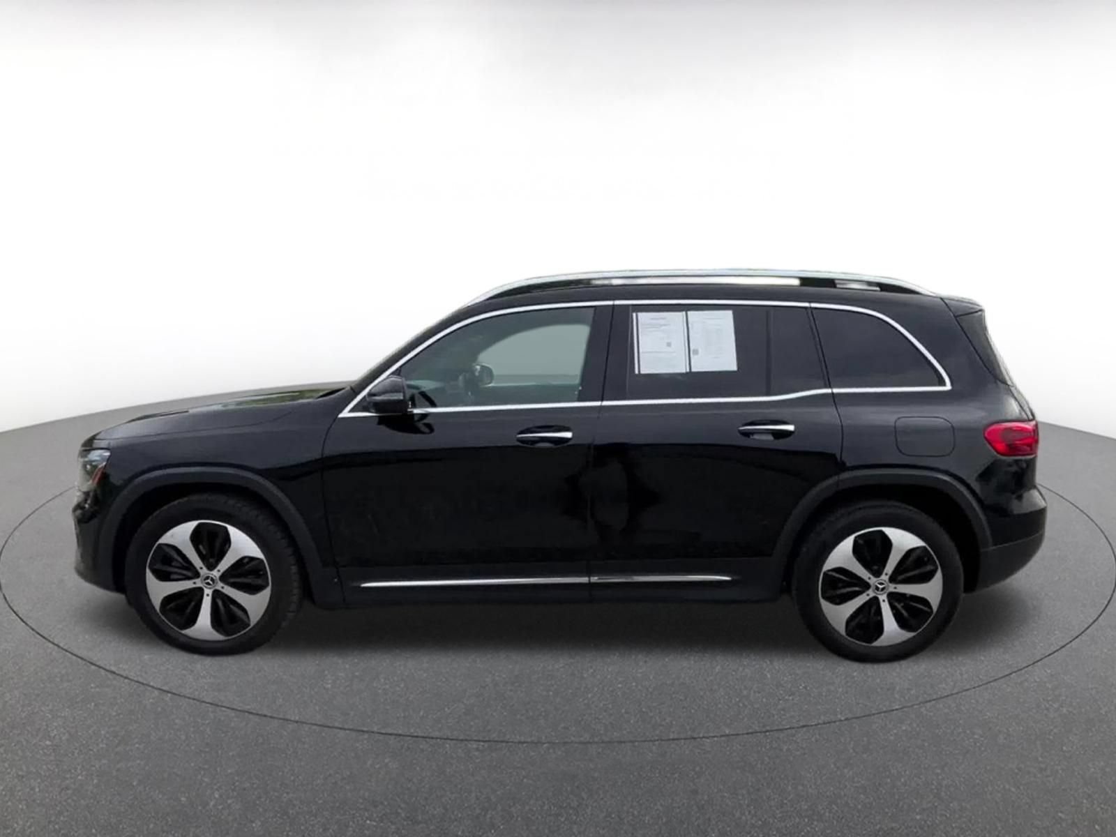 Thumbnail: 2025 Mercedes-Benz GLB - 9