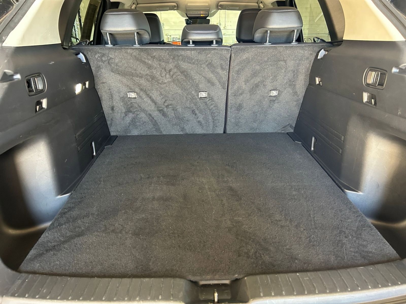 Thumbnail: 2025 Mazda CX-50 - 29