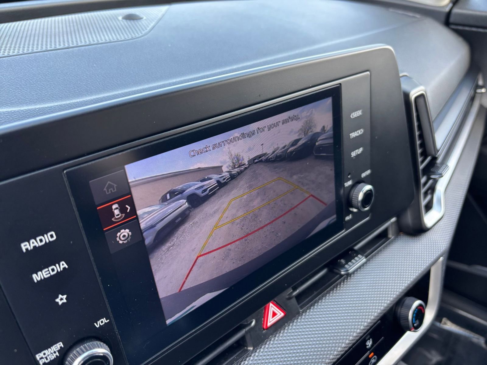 Thumbnail: 2025 Kia Sportage - 24