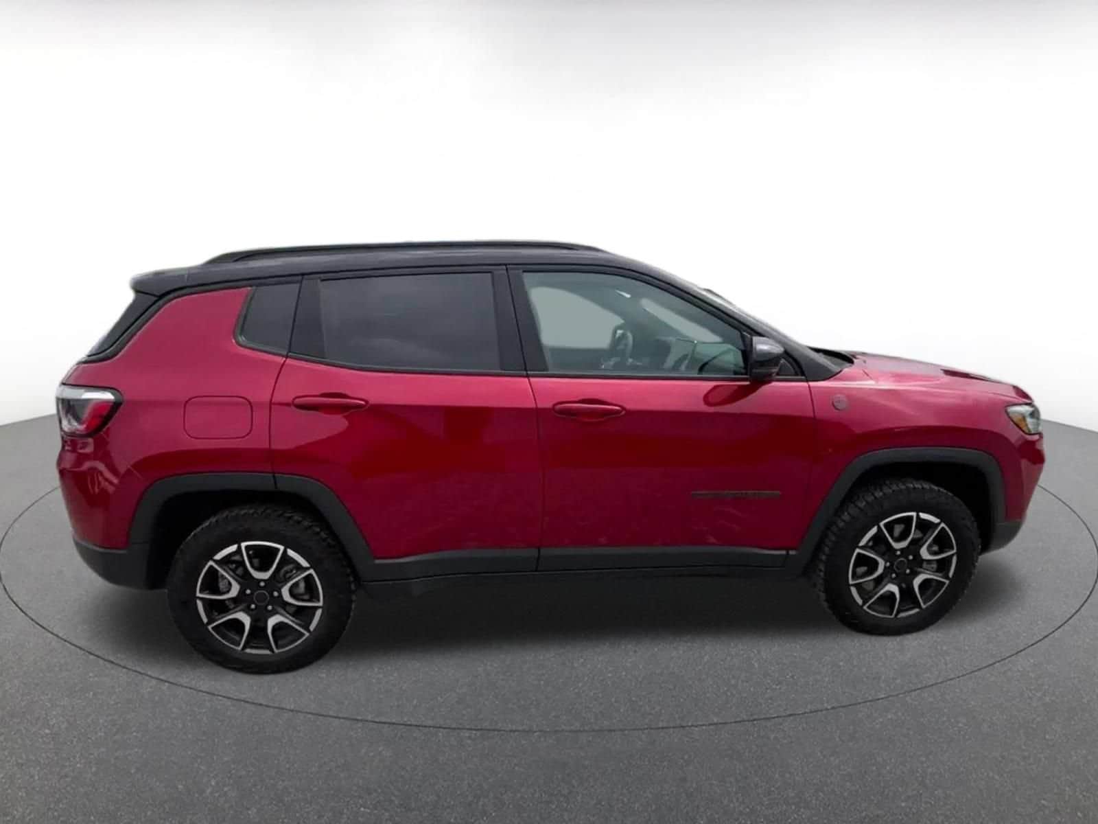 Thumbnail: 2025 Jeep Compass - 16