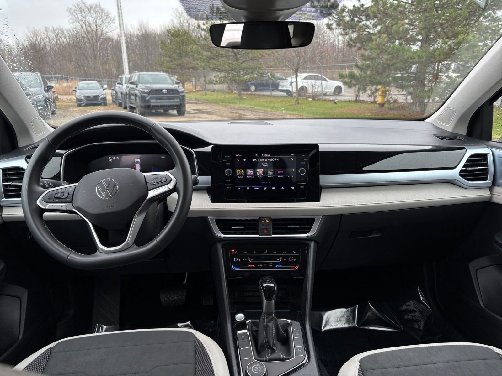 Thumbnail: 2025 Volkswagen Taos - 35