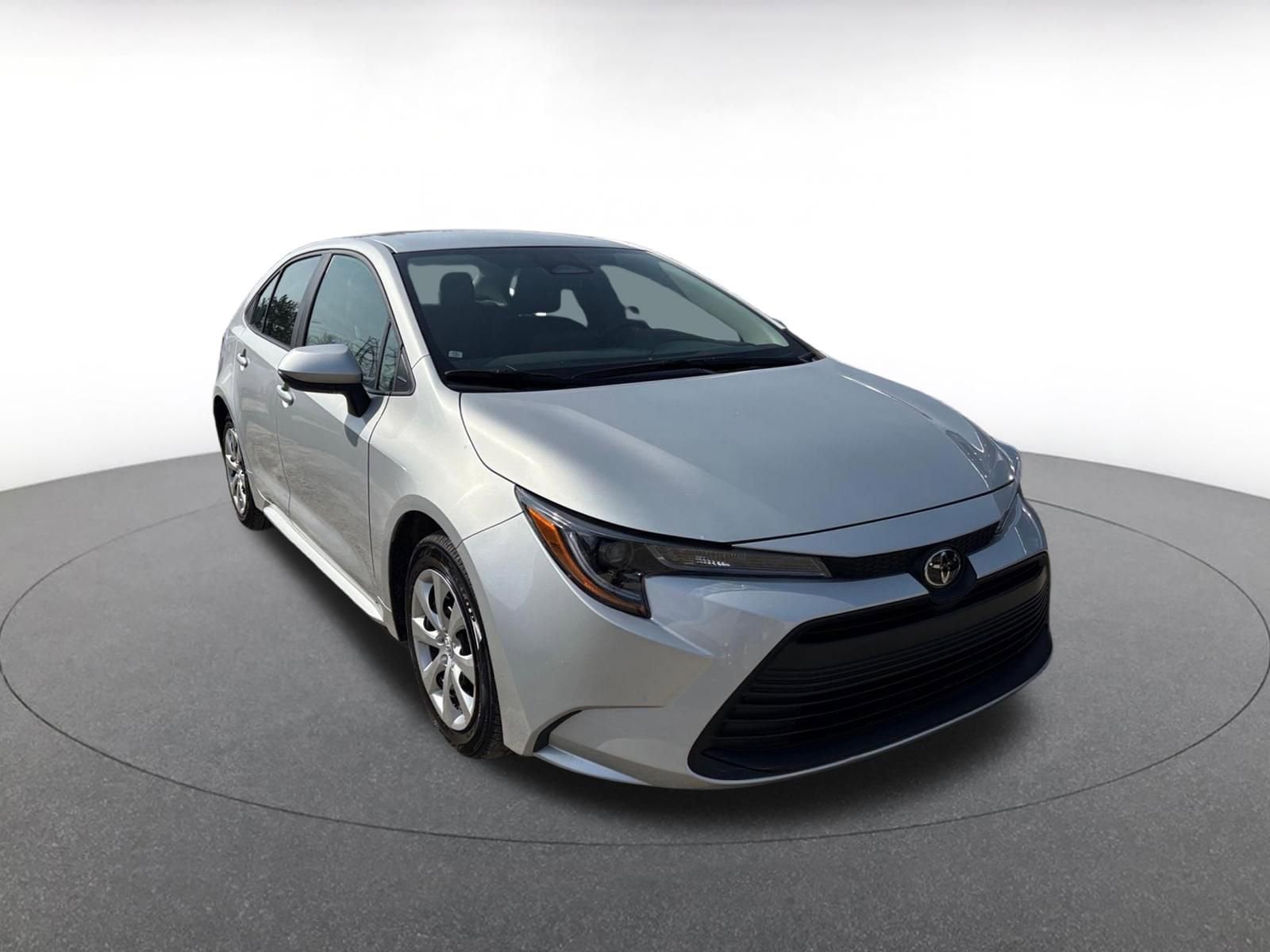 Thumbnail: 2025 Toyota Corolla - 1