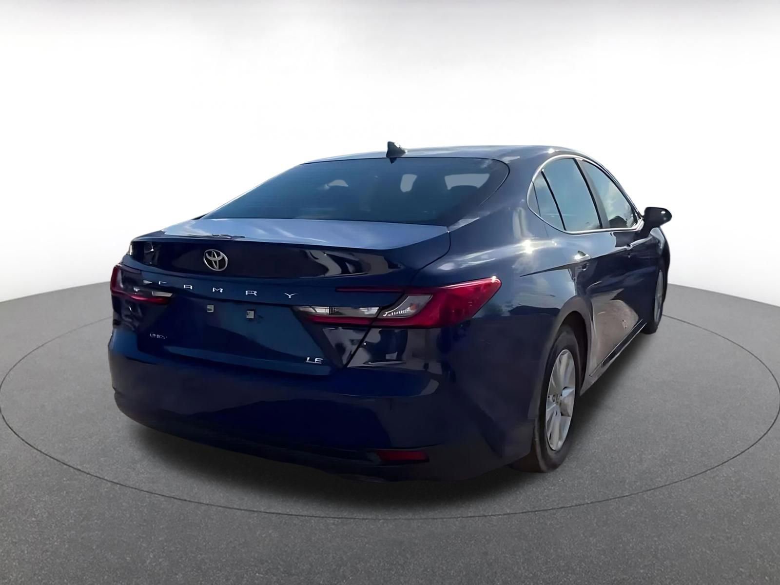 Thumbnail: 2025 Toyota Camry - 14