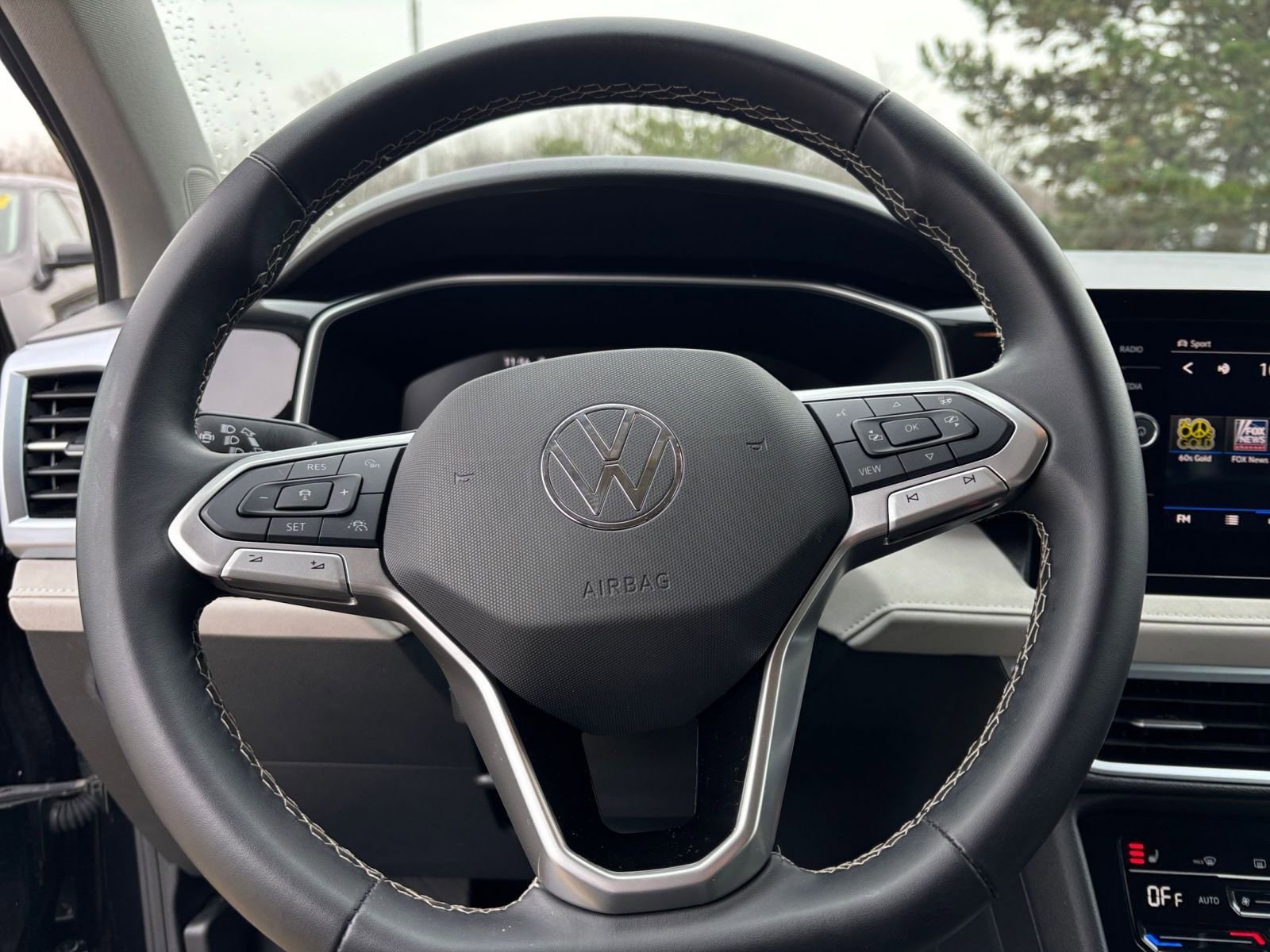 Thumbnail: 2025 Volkswagen Taos - 30