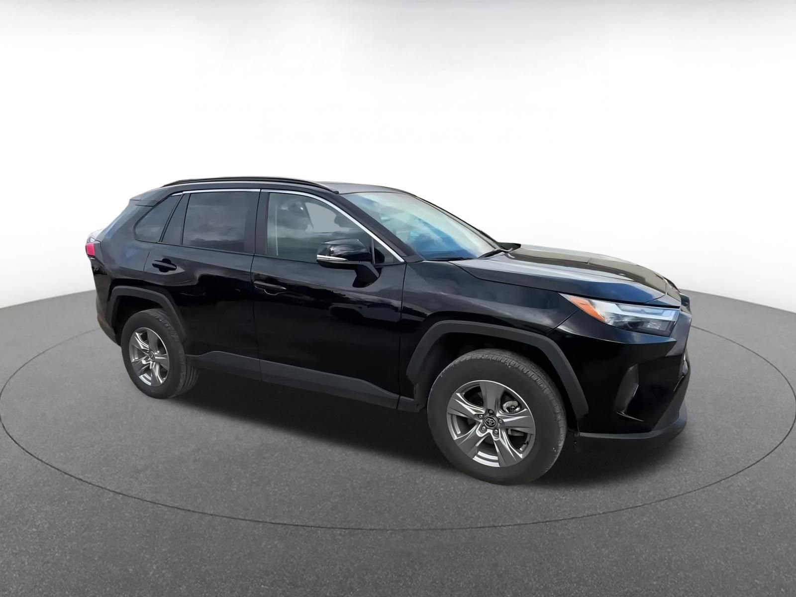 Thumbnail: 2025 Toyota RAV4 - 2