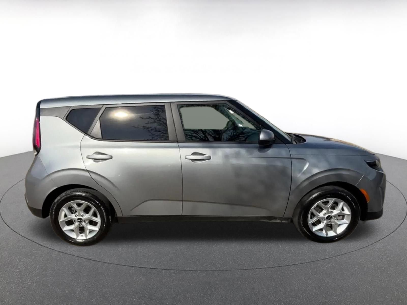 Thumbnail: 2025 Kia Soul - 16