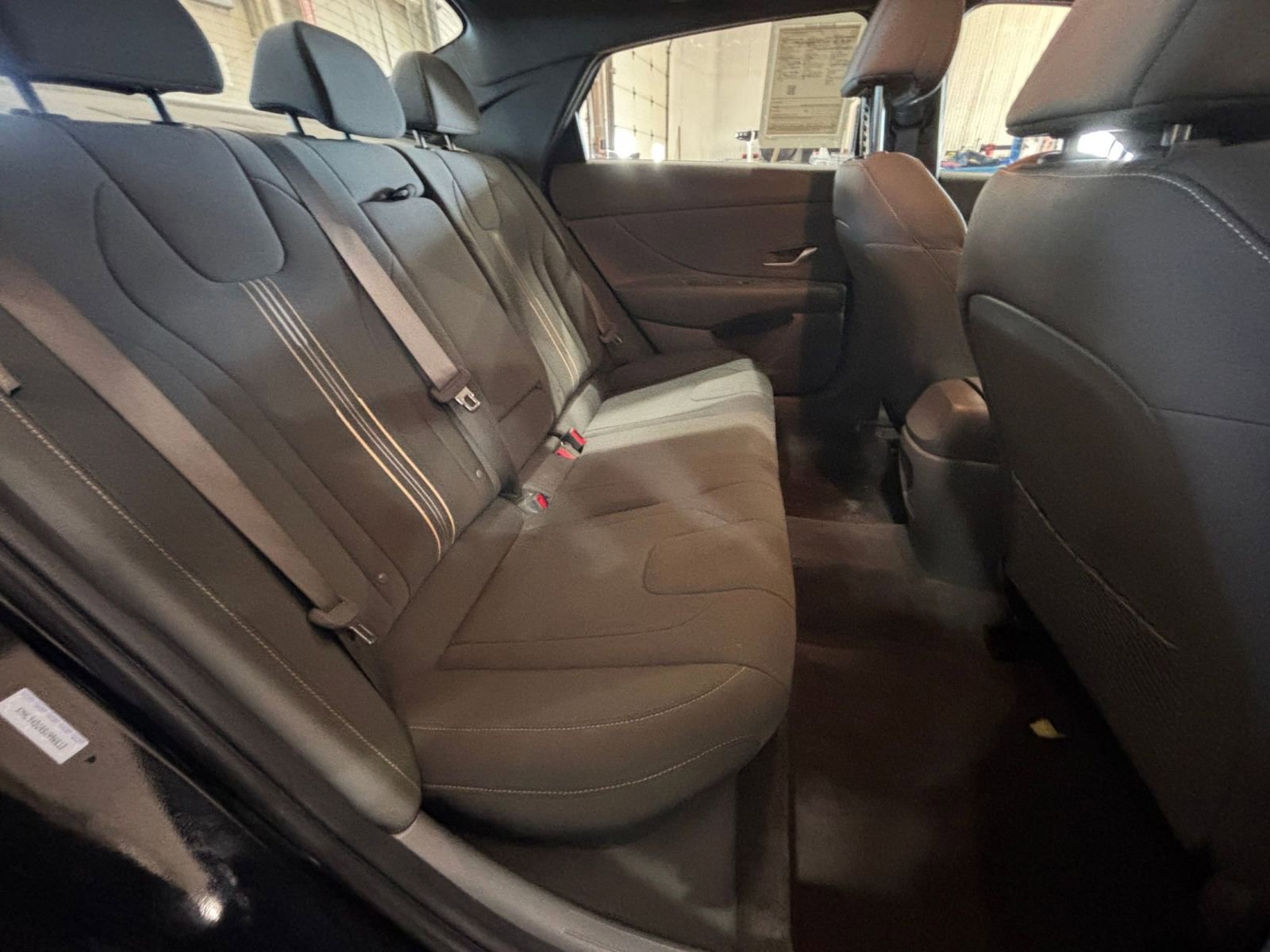 Thumbnail: 2025 Hyundai Elantra - 25