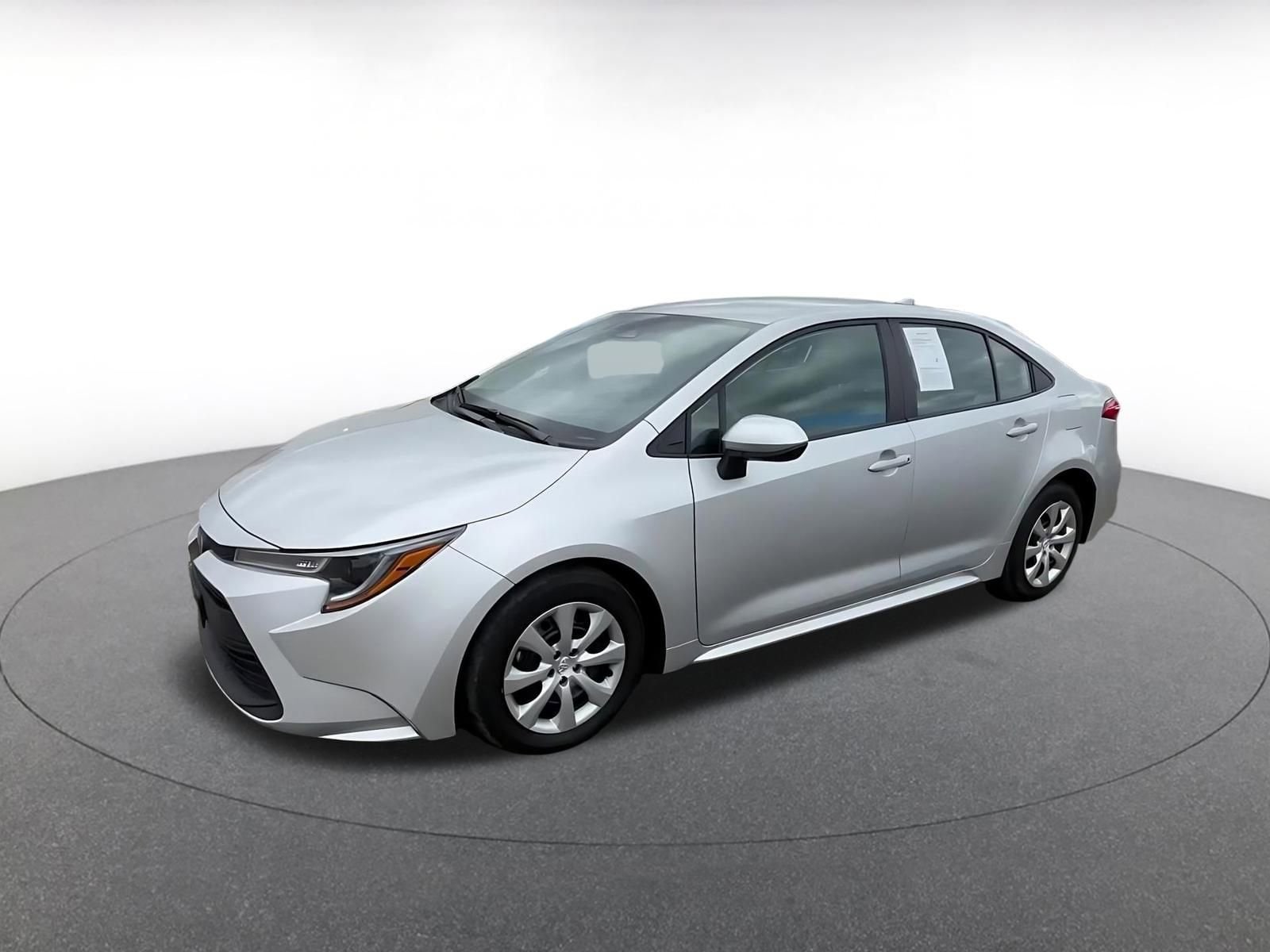 Thumbnail: 2025 Toyota Corolla - 8