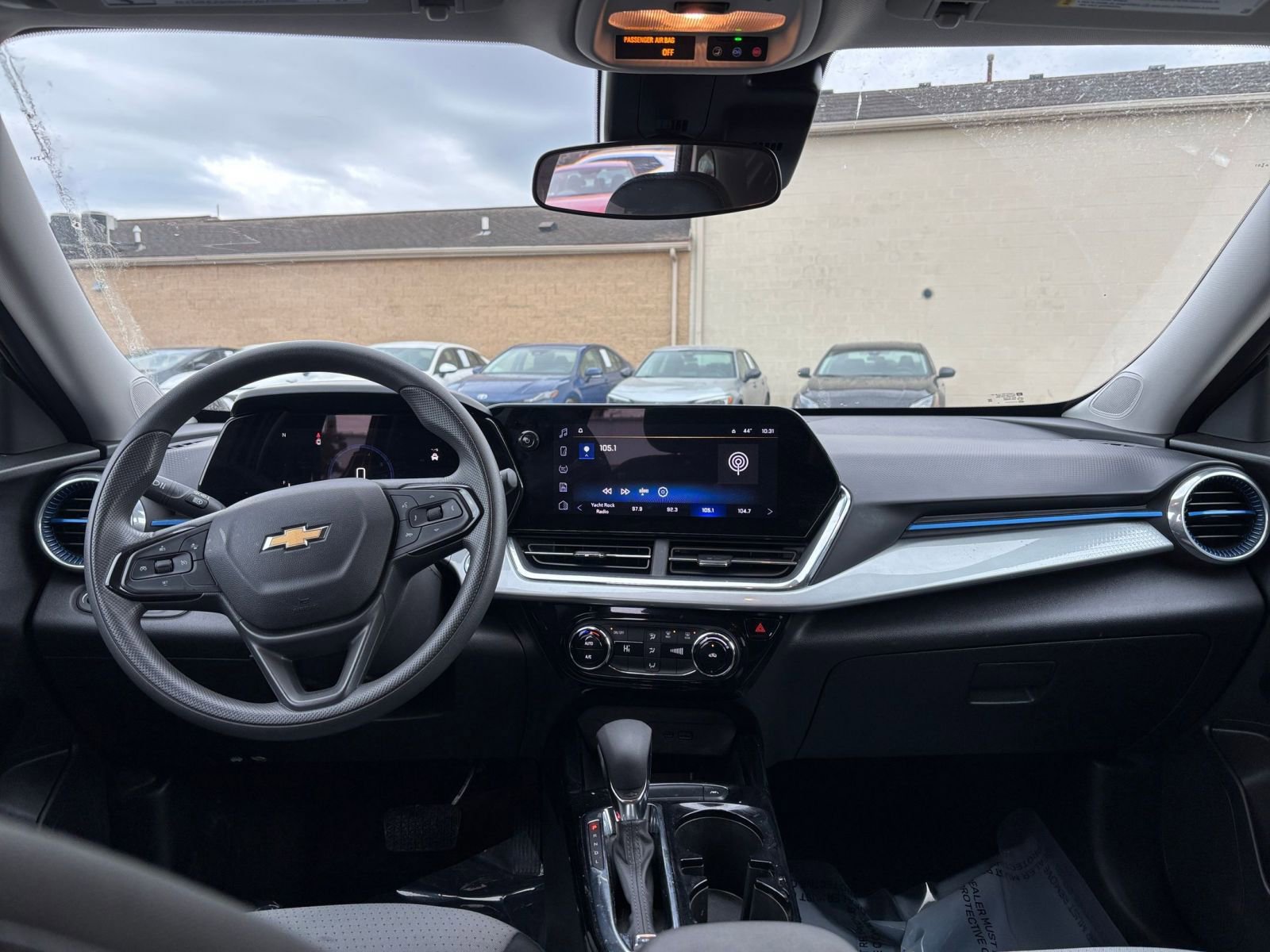 Thumbnail: 2025 Chevrolet Trax - 33