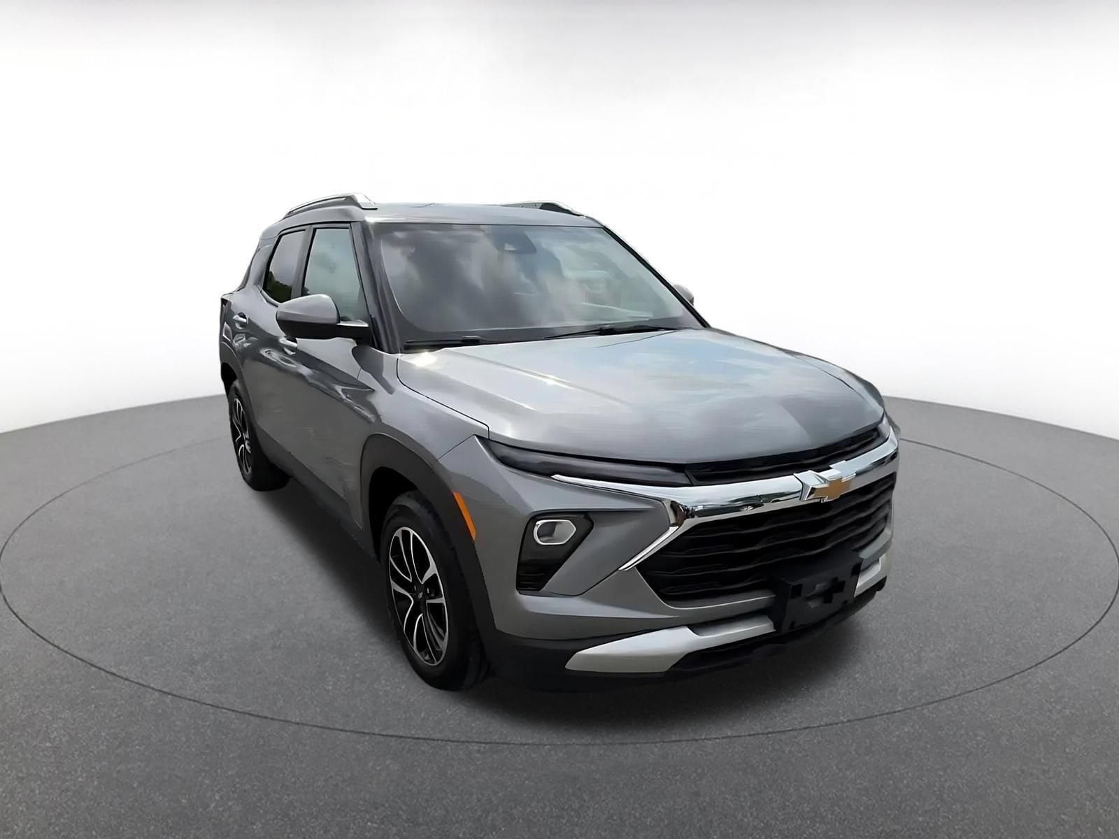 Thumbnail: 2025 Chevrolet TrailBlazer - 3