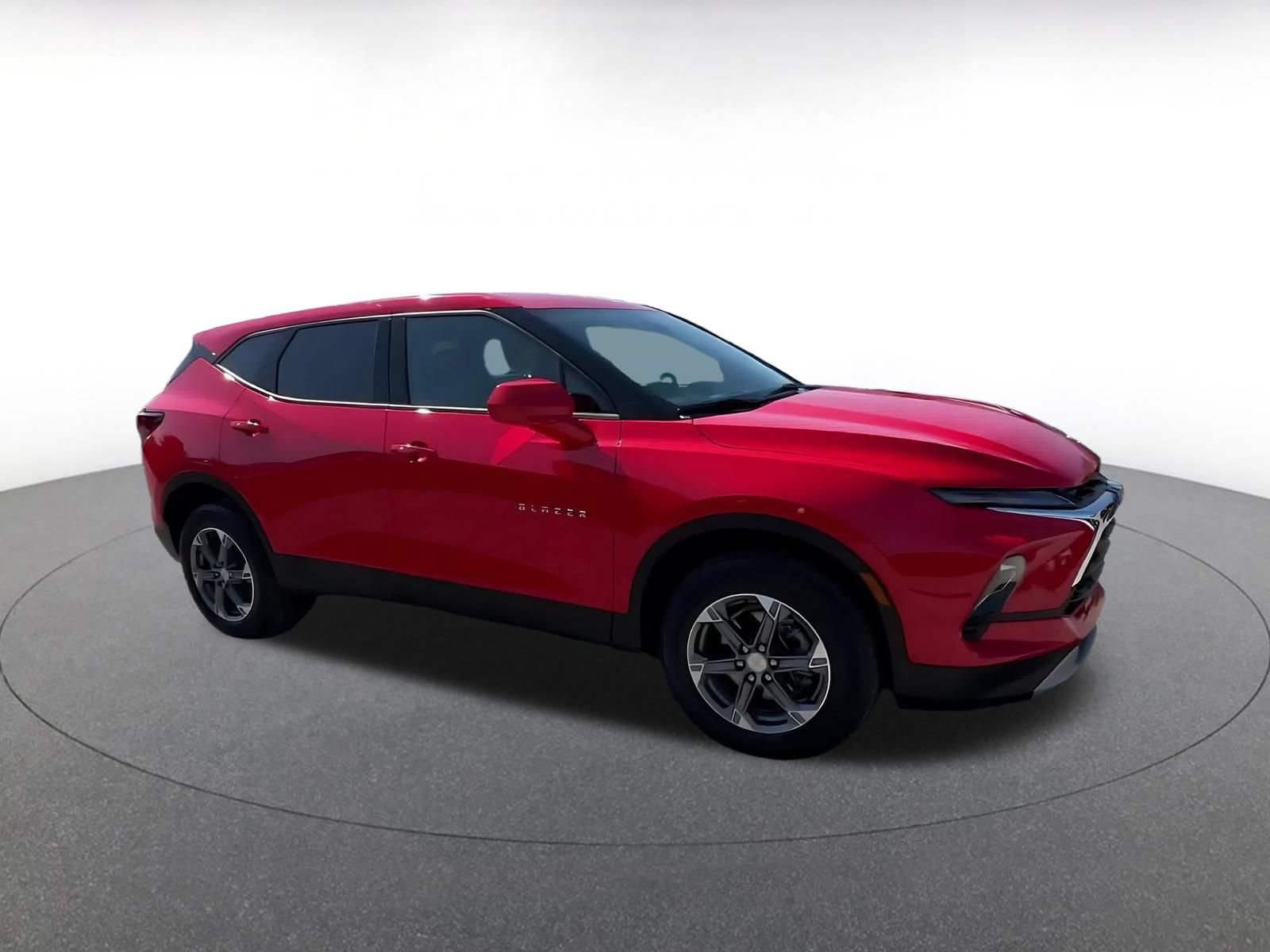 Thumbnail: 2026 Chevrolet Blazer - 2
