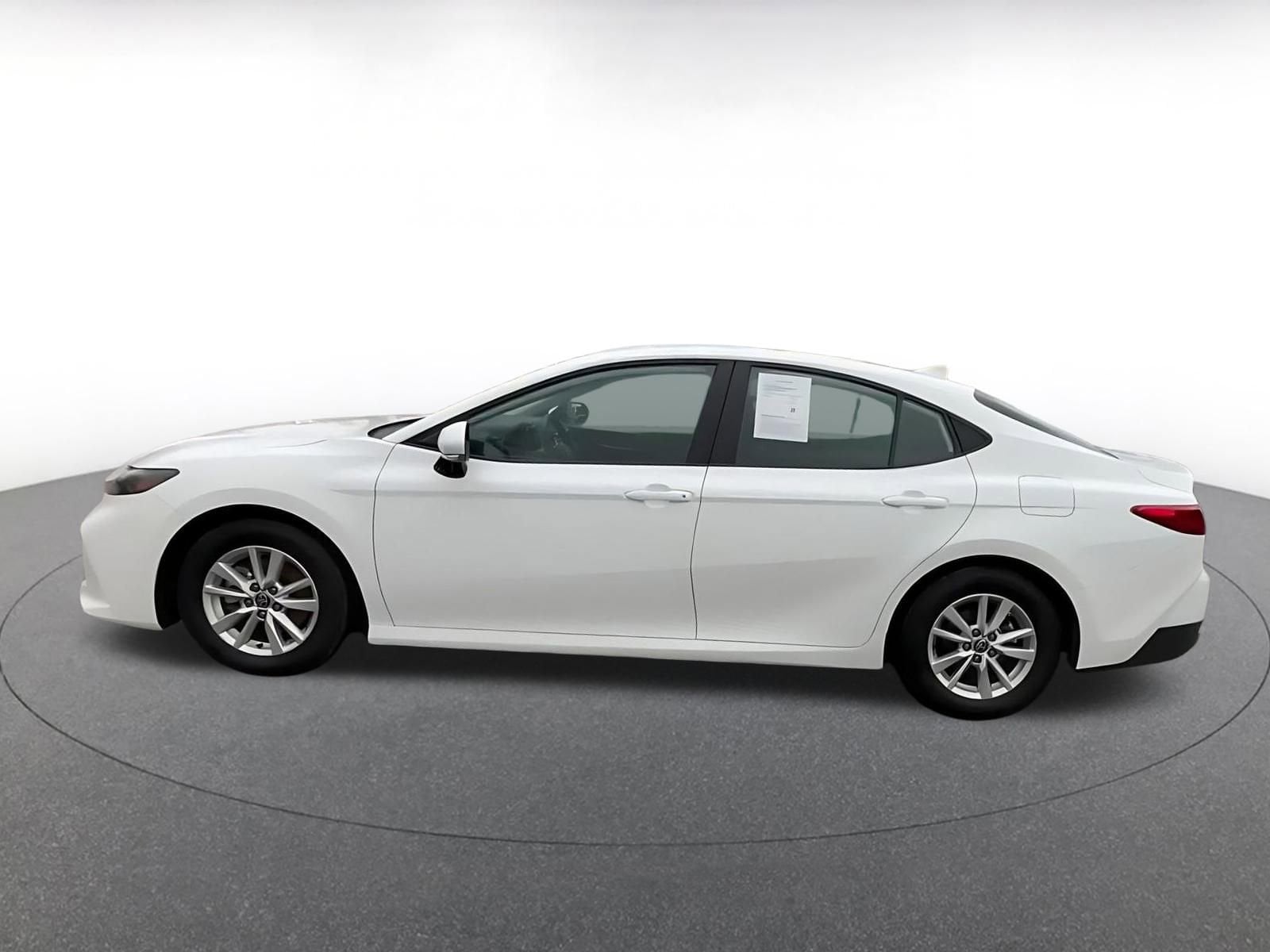 Thumbnail: 2025 Toyota Camry - 10