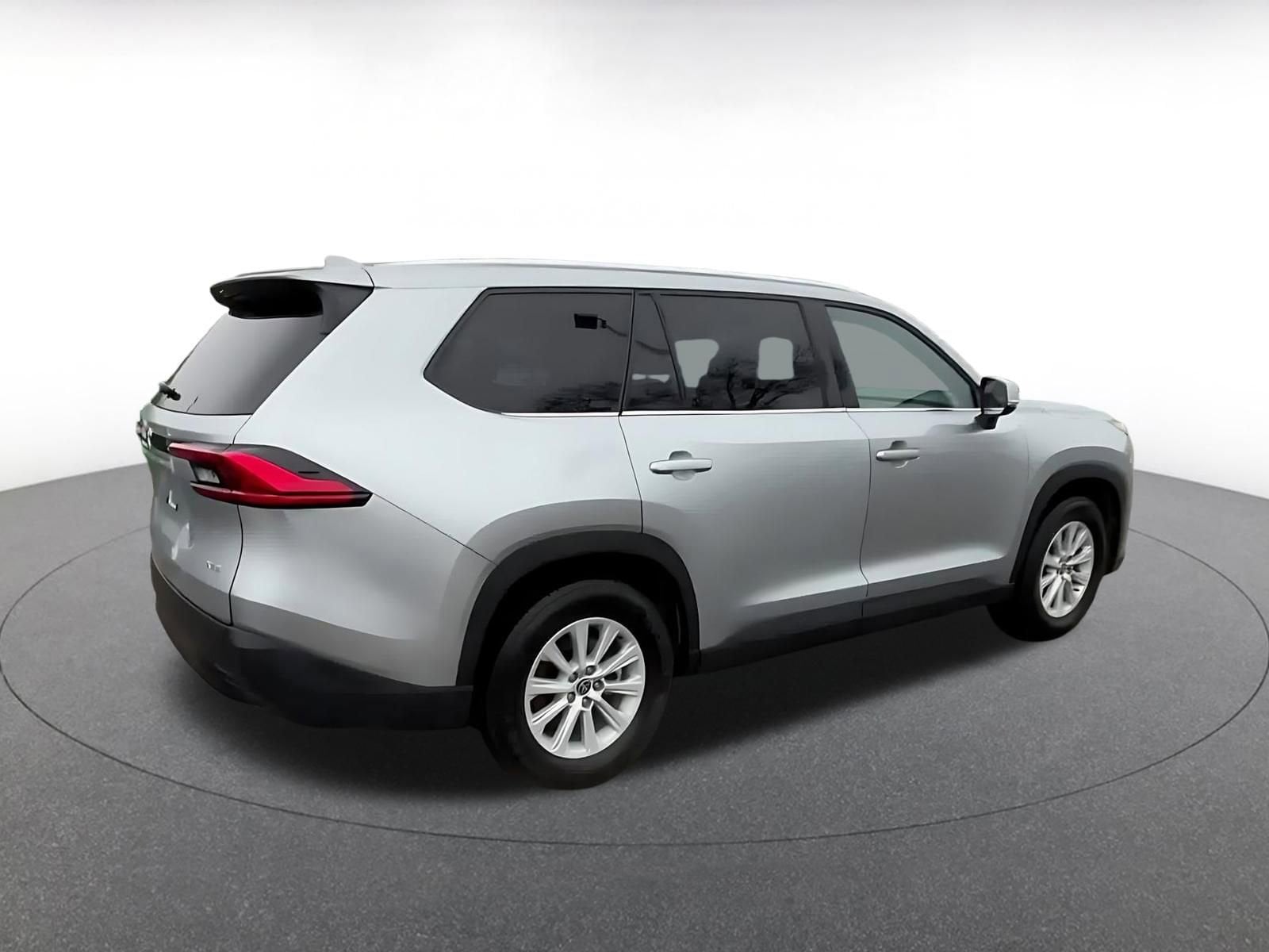 Thumbnail: 2024 Toyota Grand Highlander - 15