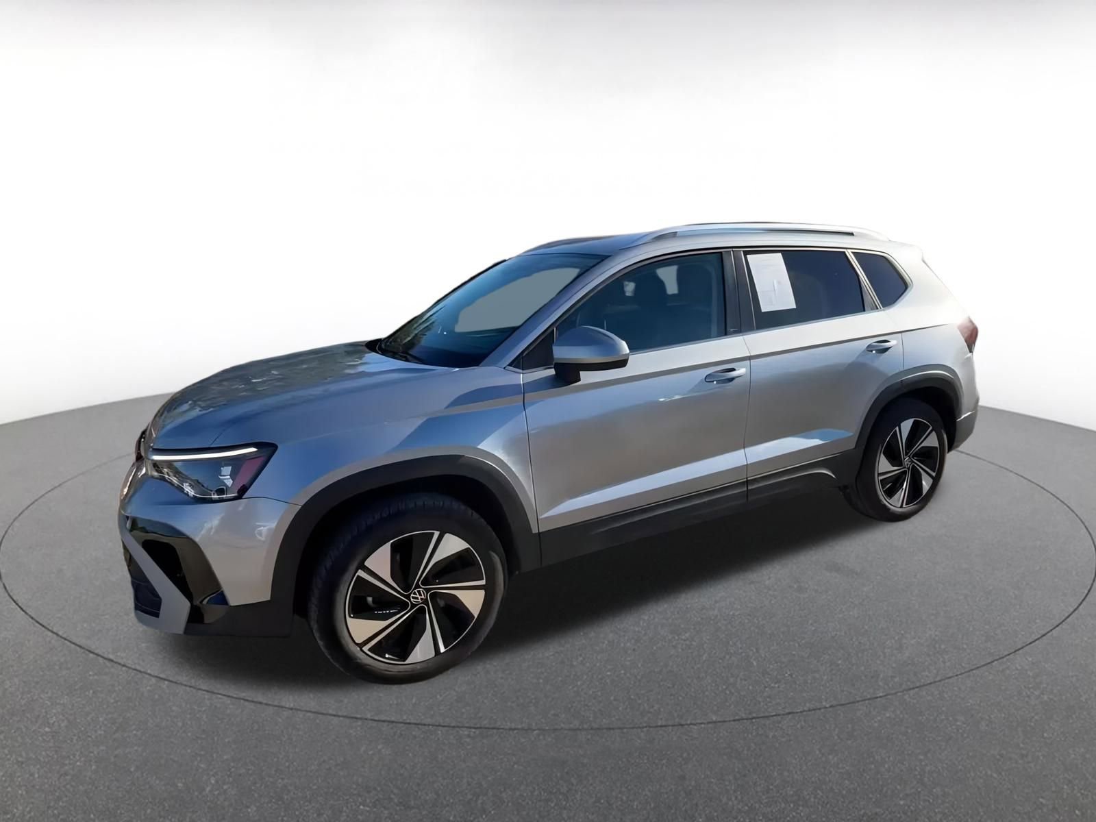 Thumbnail: 2025 Volkswagen Taos - 9