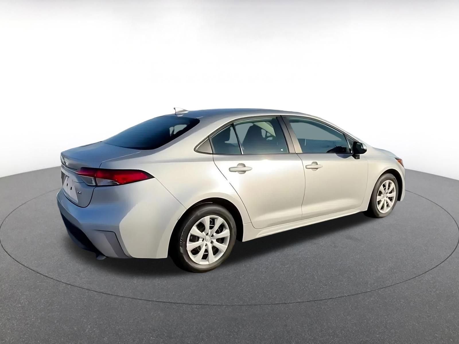 Thumbnail: 2025 Toyota Corolla - 14