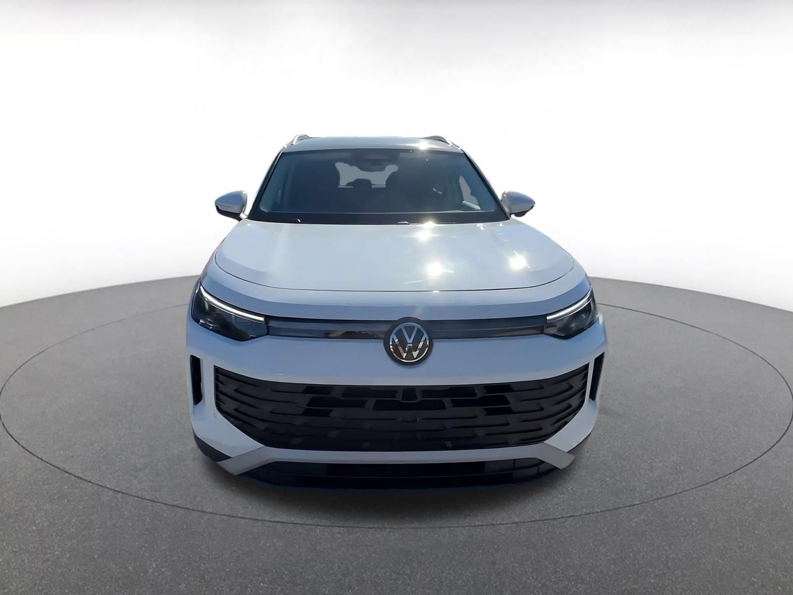 Thumbnail: 2026 Volkswagen Tiguan - 4