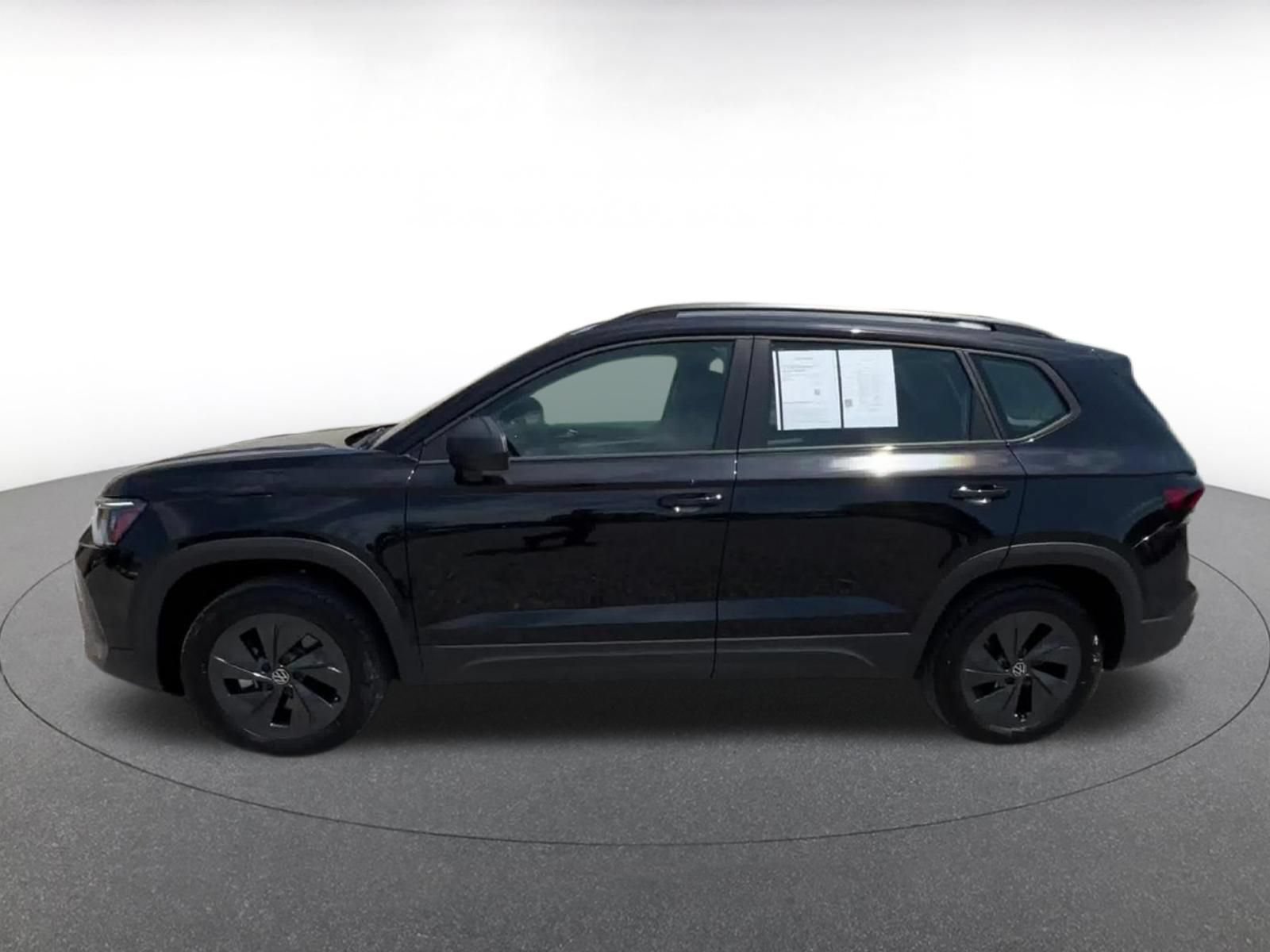 Thumbnail: 2026 Volkswagen Taos - 9