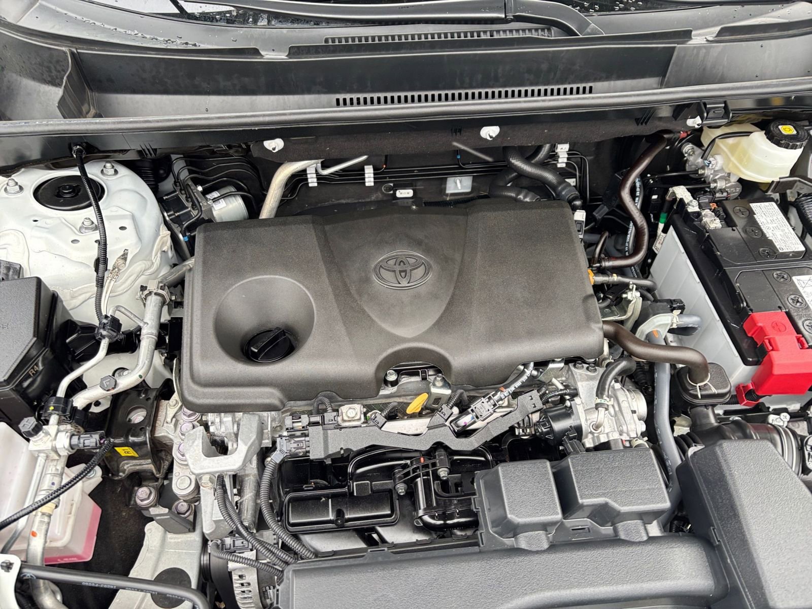 Thumbnail: 2025 Toyota RAV4 - 32