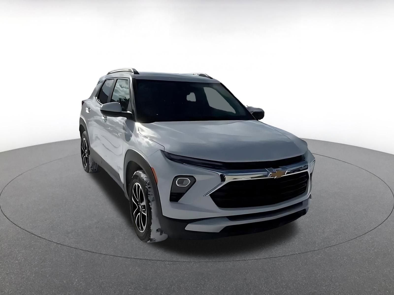 Thumbnail: 2025 Chevrolet TrailBlazer - 3