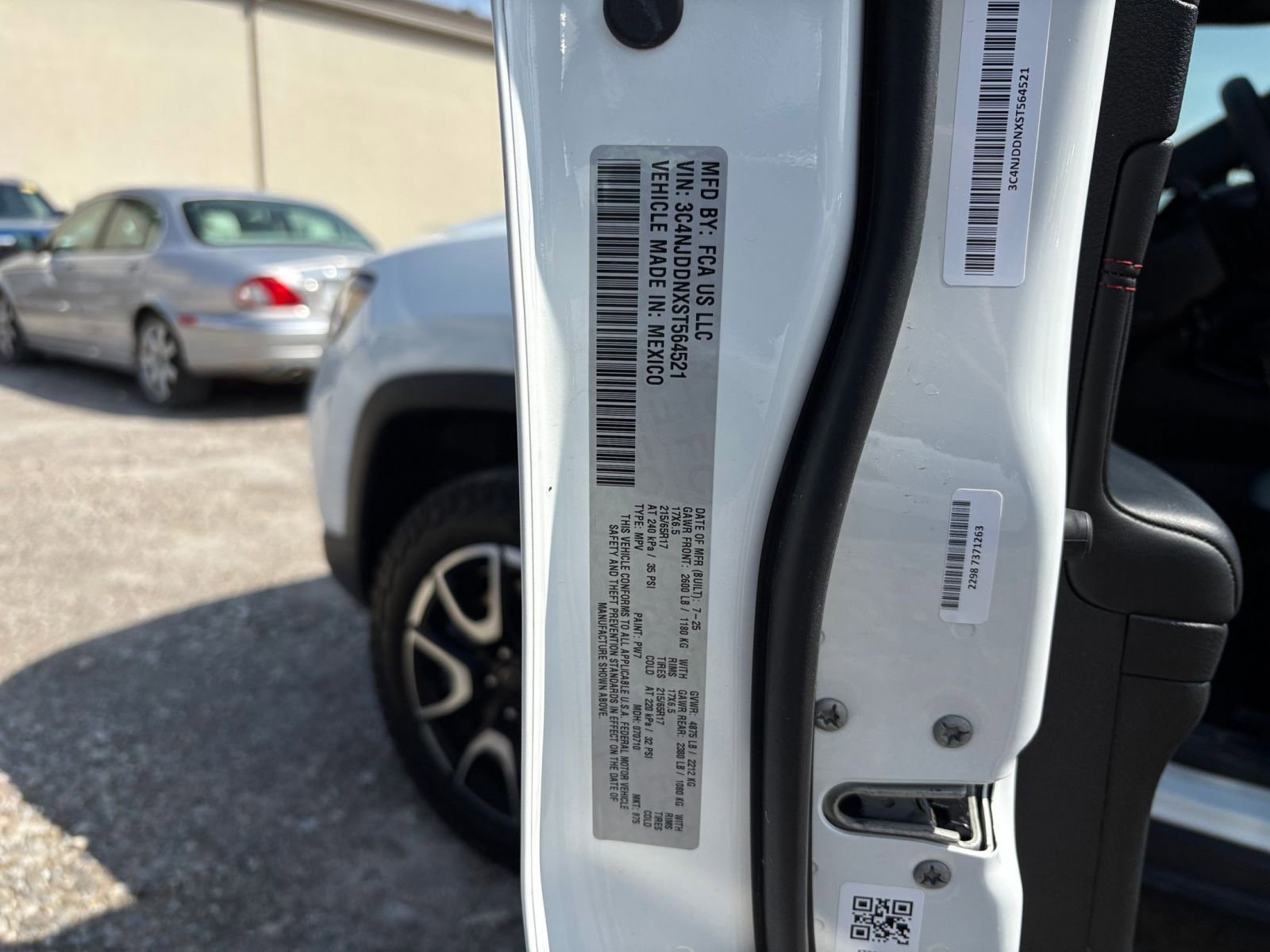 Thumbnail: 2025 Jeep Compass - 29