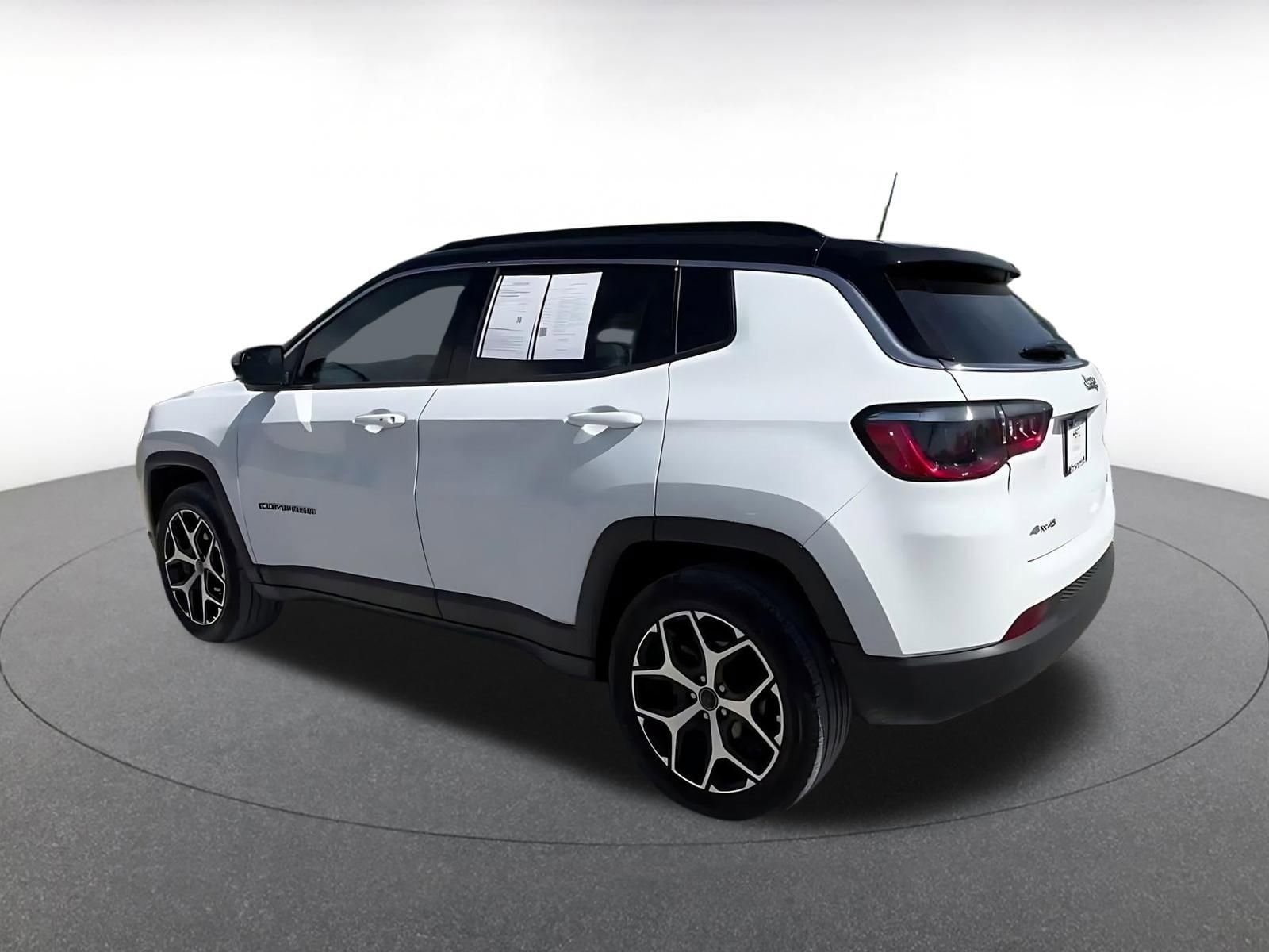 Thumbnail: 2025 Jeep Compass - 10