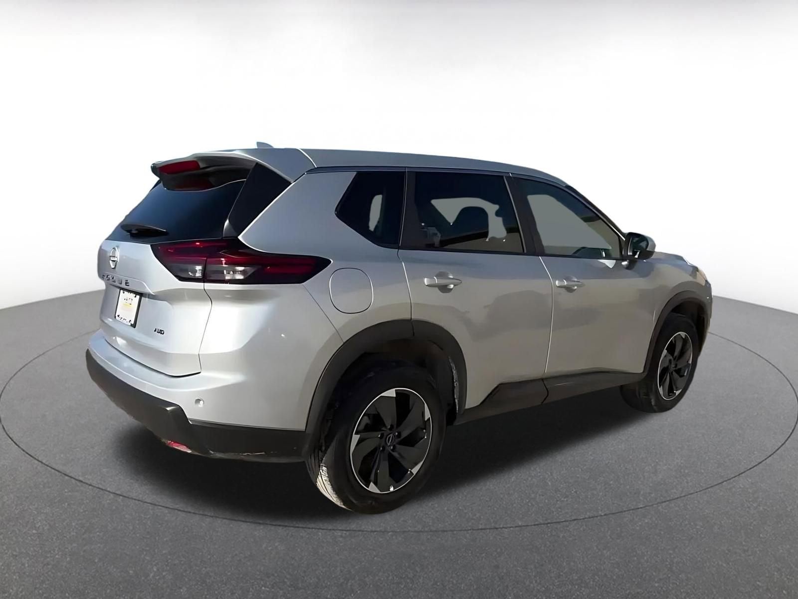 Thumbnail: 2025 Nissan Rogue - 15