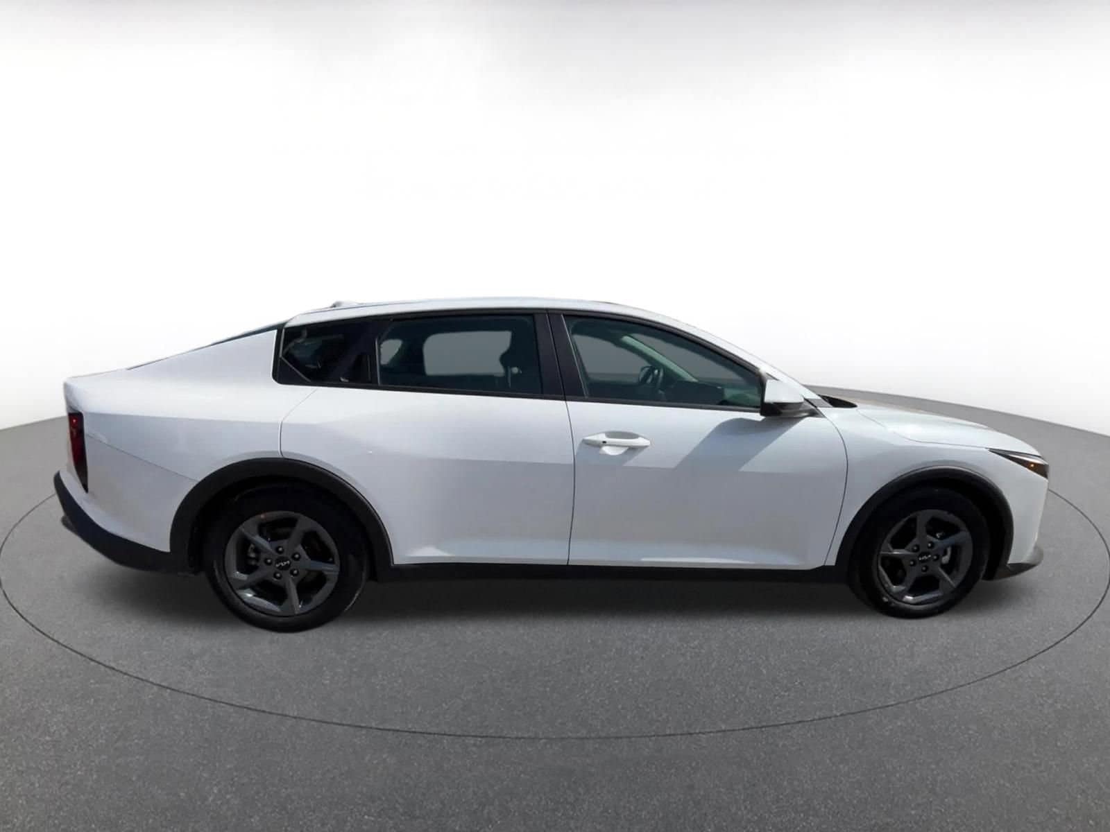 Thumbnail: 2025 Kia K4 - 16