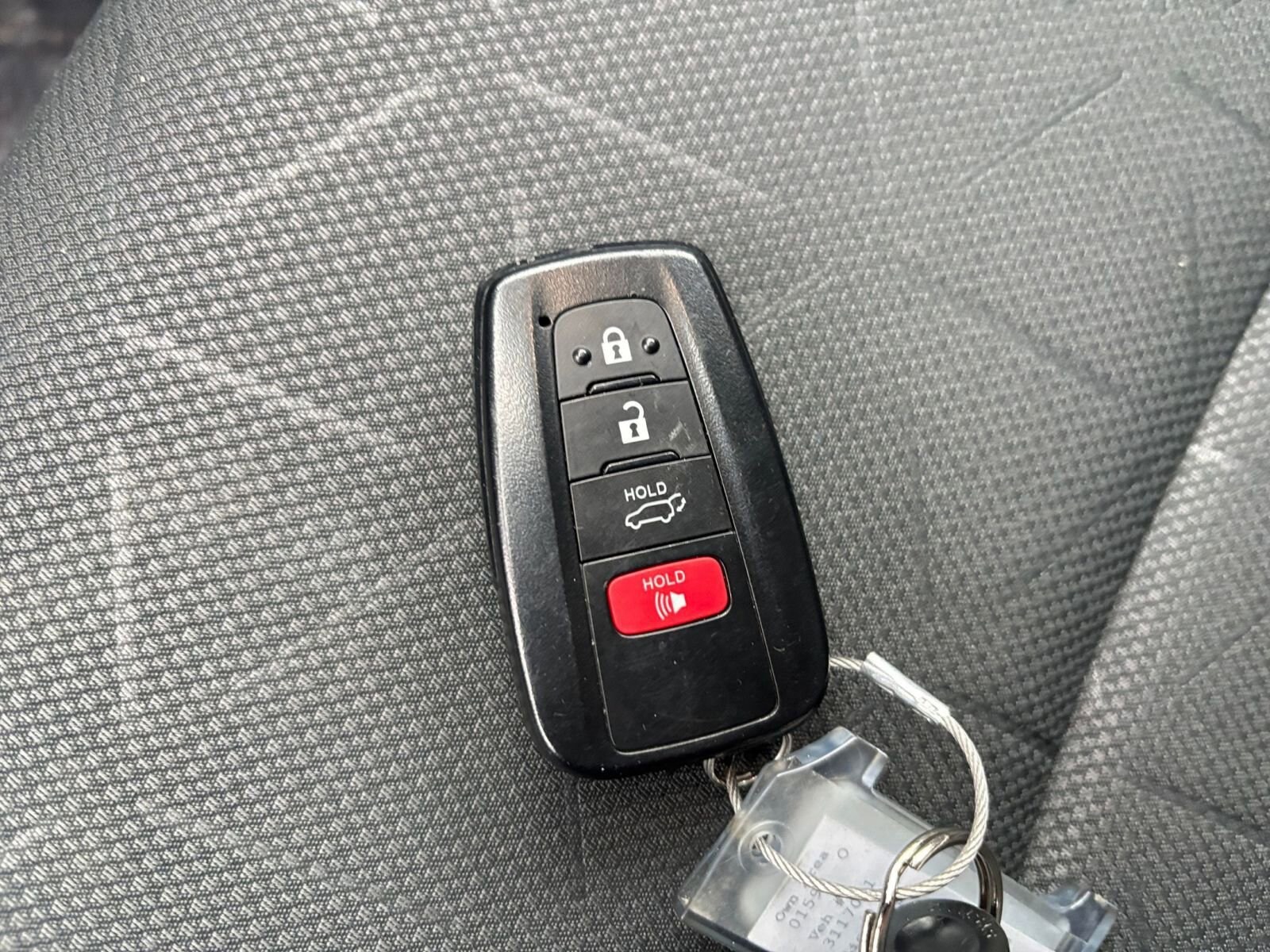 Thumbnail: 2025 Toyota RAV4 - 22