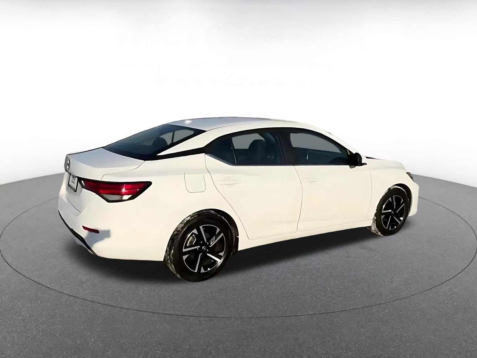 Thumbnail: 2025 Nissan Sentra - 14