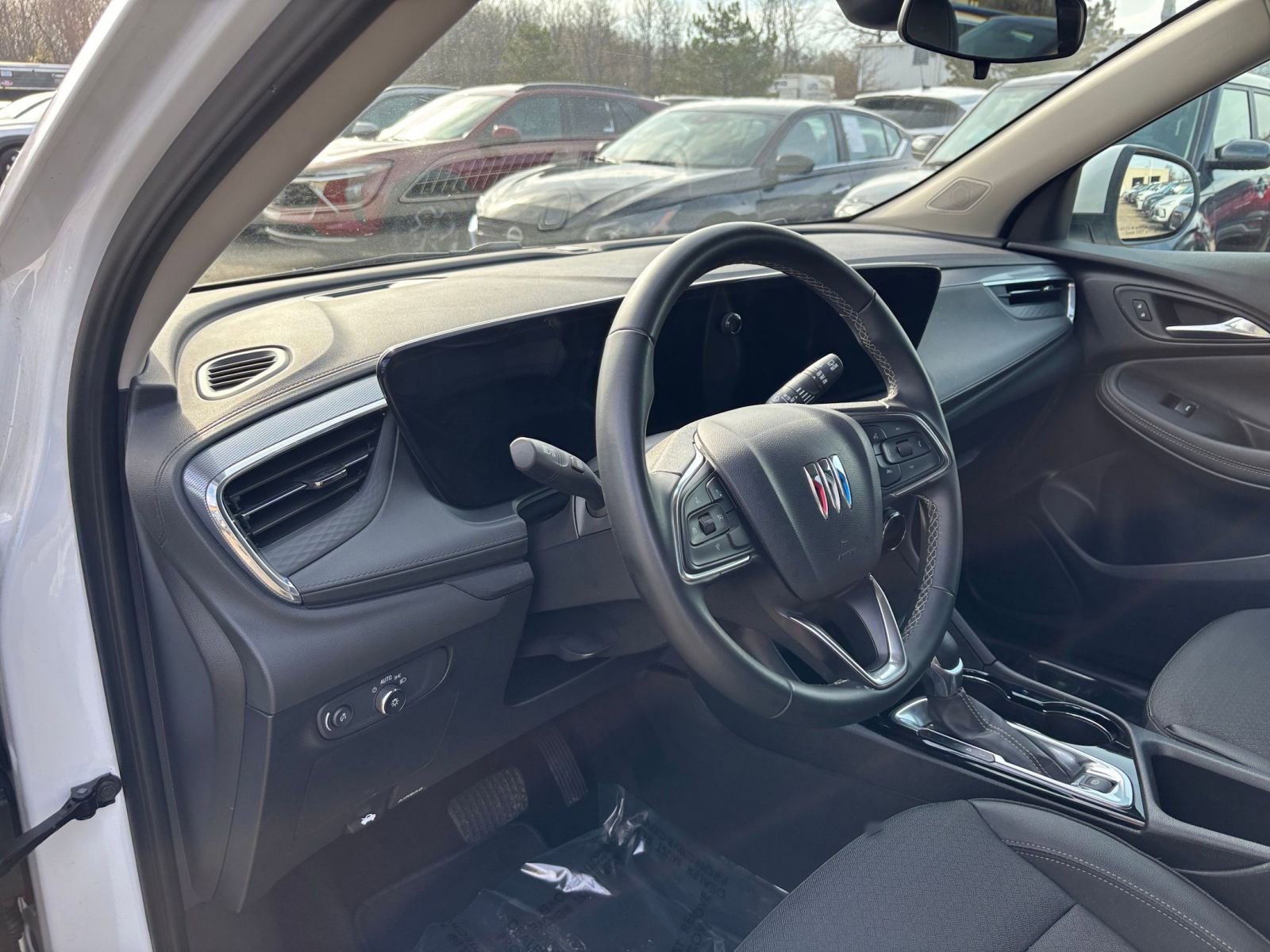 Thumbnail: 2025 Buick Encore GX - 34