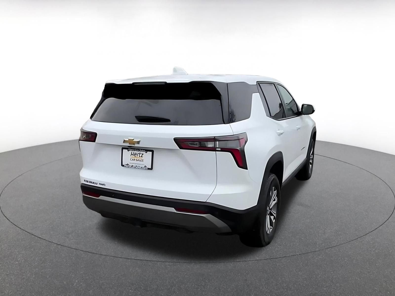 Thumbnail: 2025 Chevrolet Equinox - 14