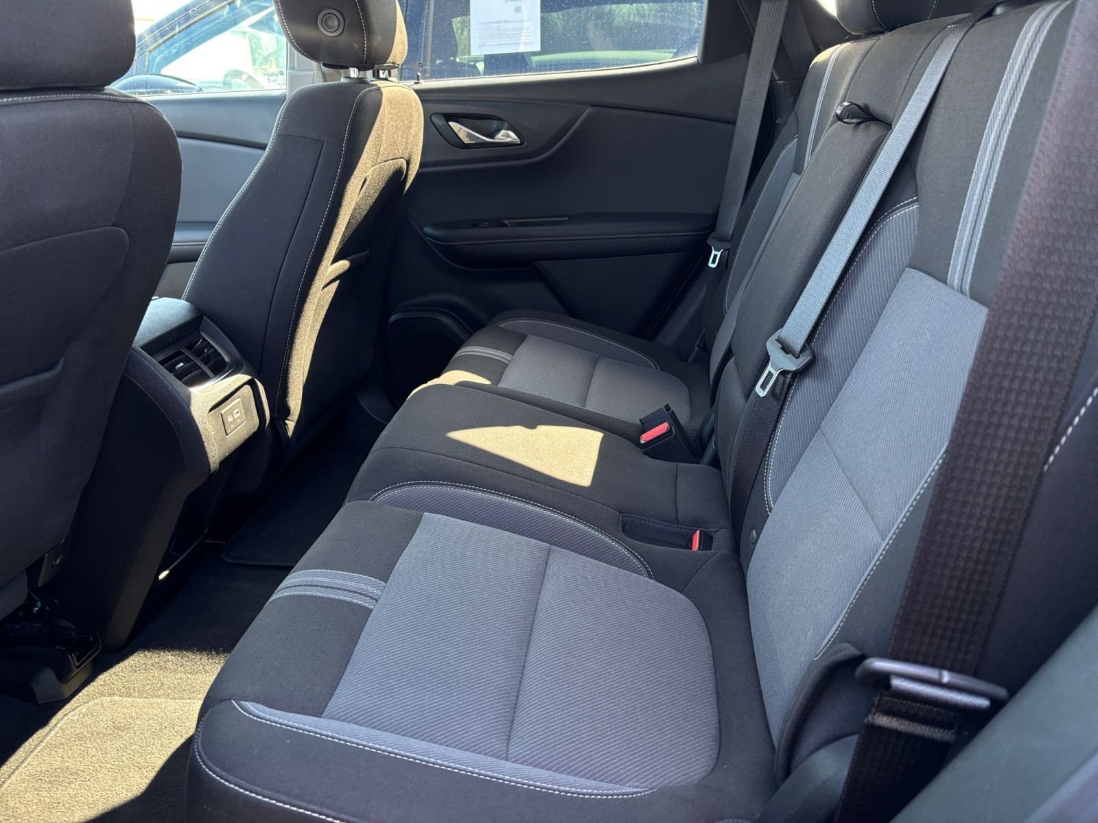 Thumbnail: 2025 Chevrolet Blazer - 28