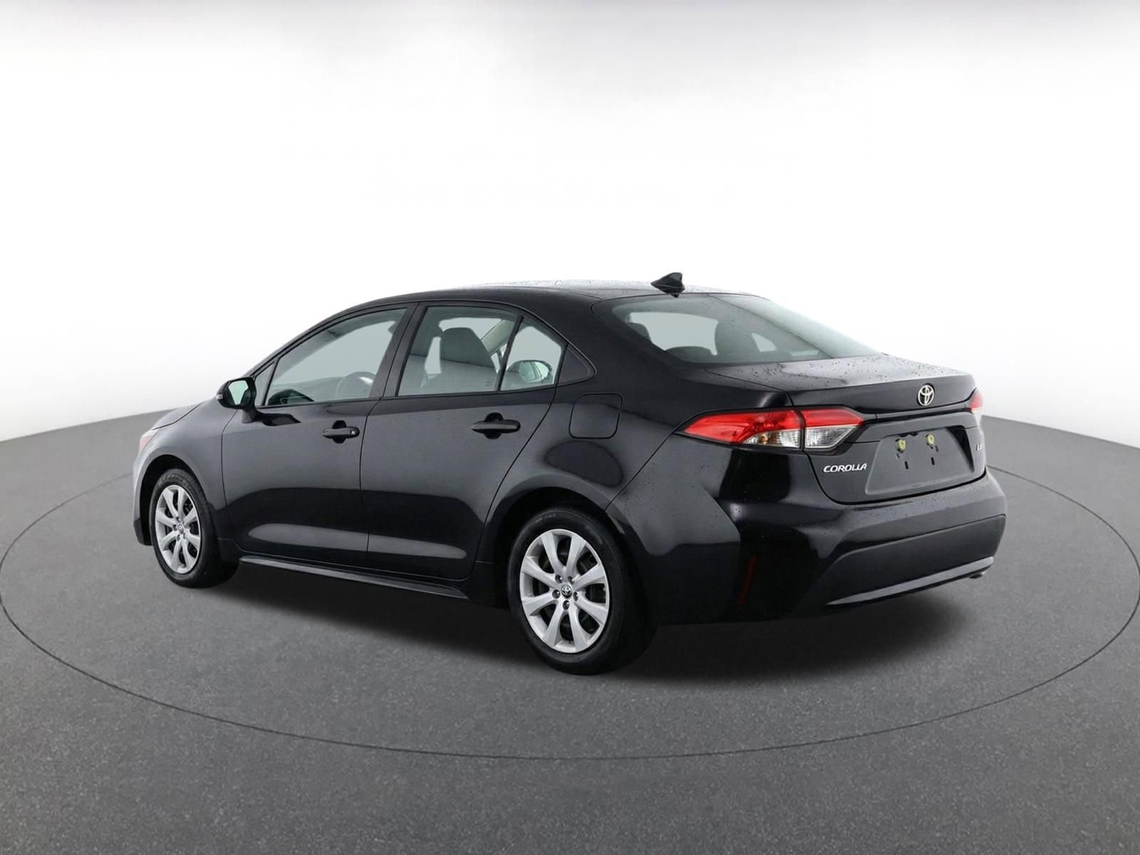 Thumbnail: 2025 Toyota Corolla - 5