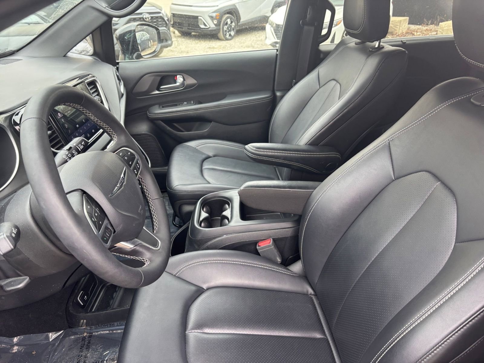 Thumbnail: 2025 Chrysler Pacifica - 29