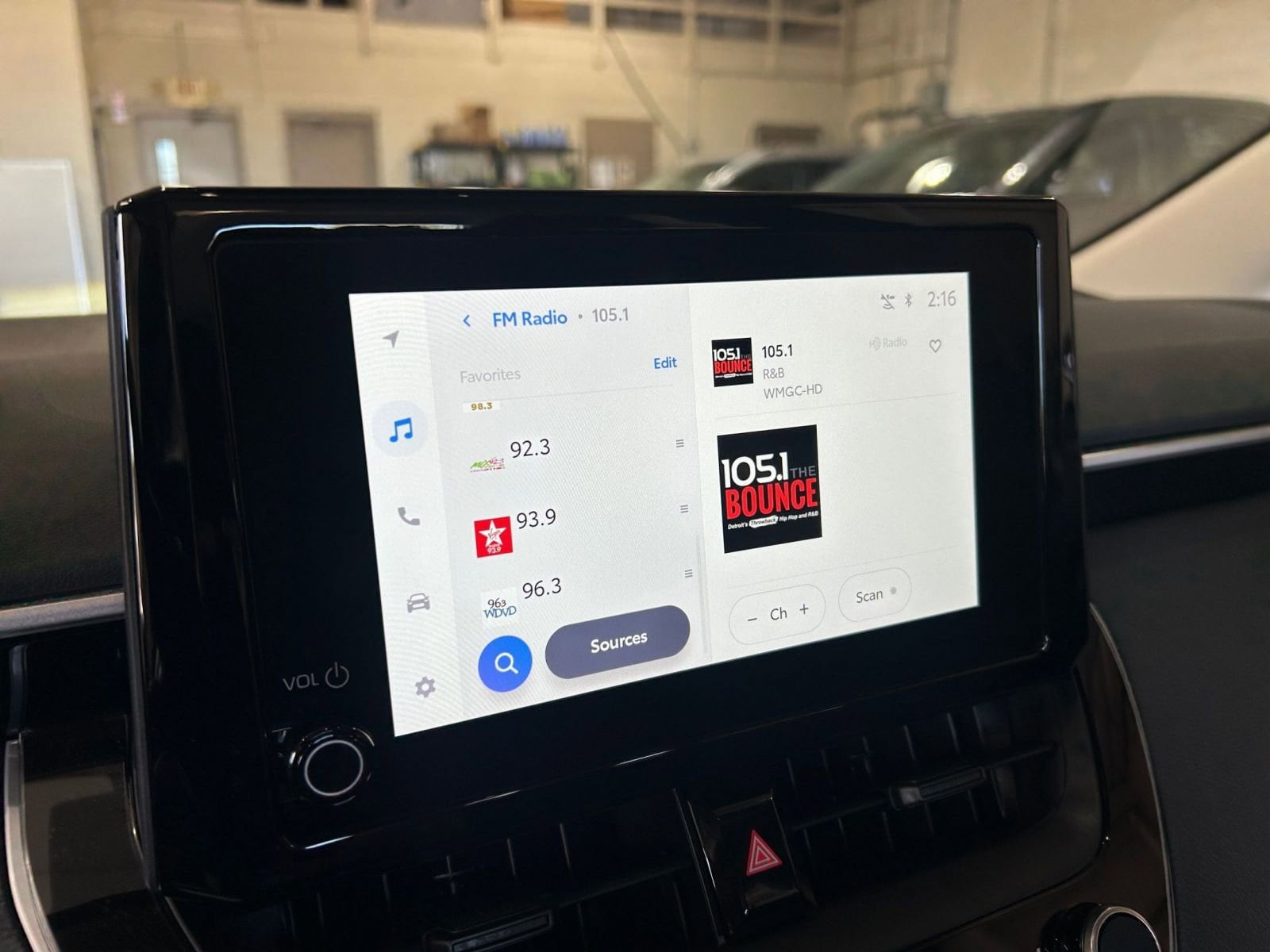 Thumbnail: 2025 Toyota Corolla - 21