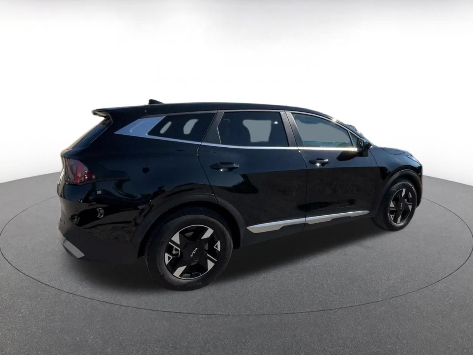 Thumbnail: 2026 Kia Sportage - 14