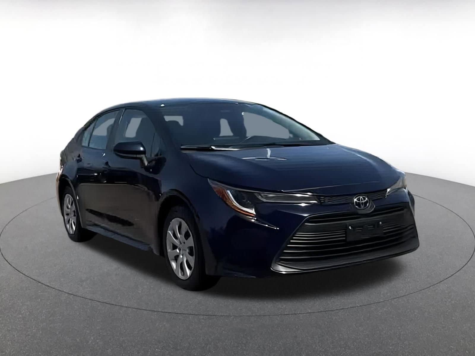 2024 Toyota Corolla LE 2