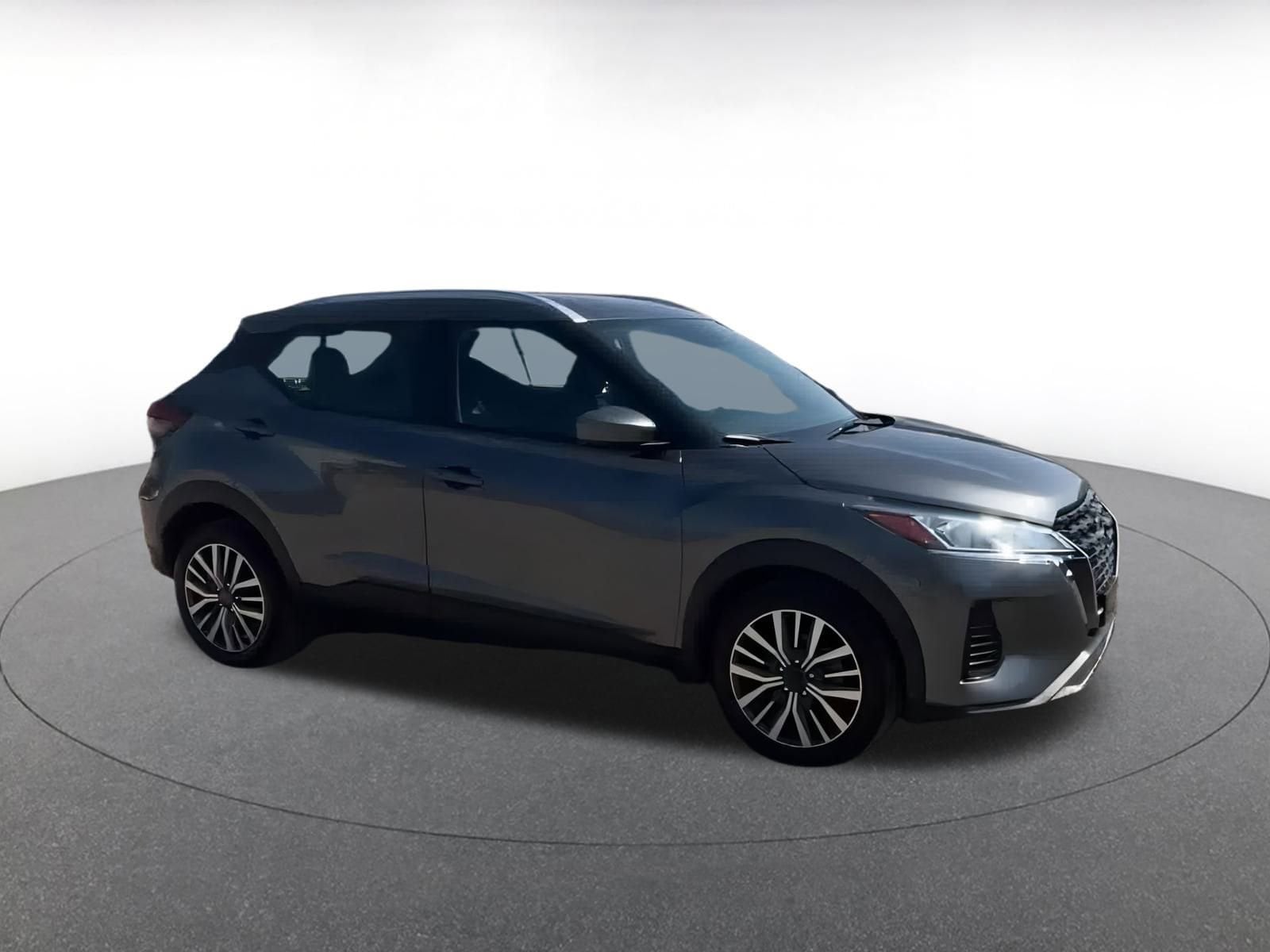Thumbnail: 2024 Nissan Kicks - 2