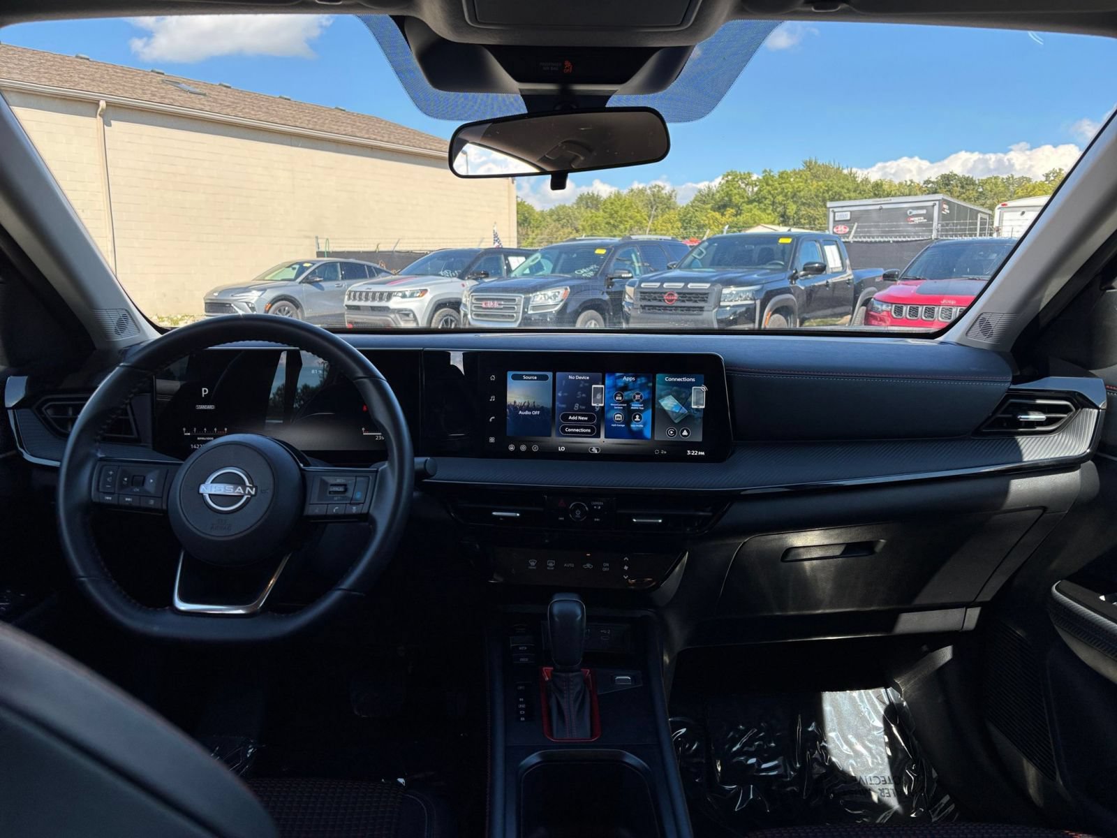 Thumbnail: 2026 Nissan Kicks - 31