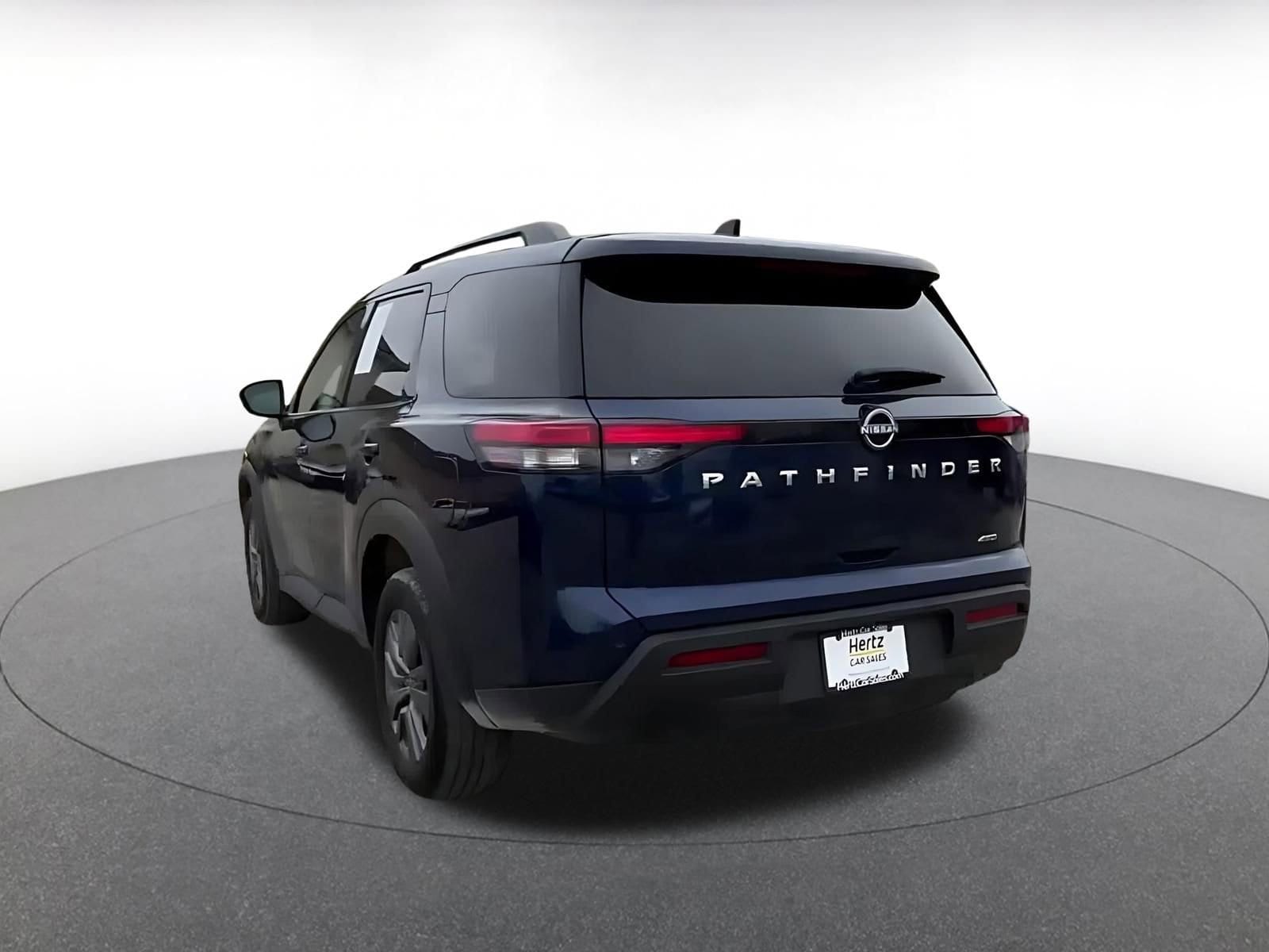 Thumbnail: 2025 Nissan Pathfinder - 11