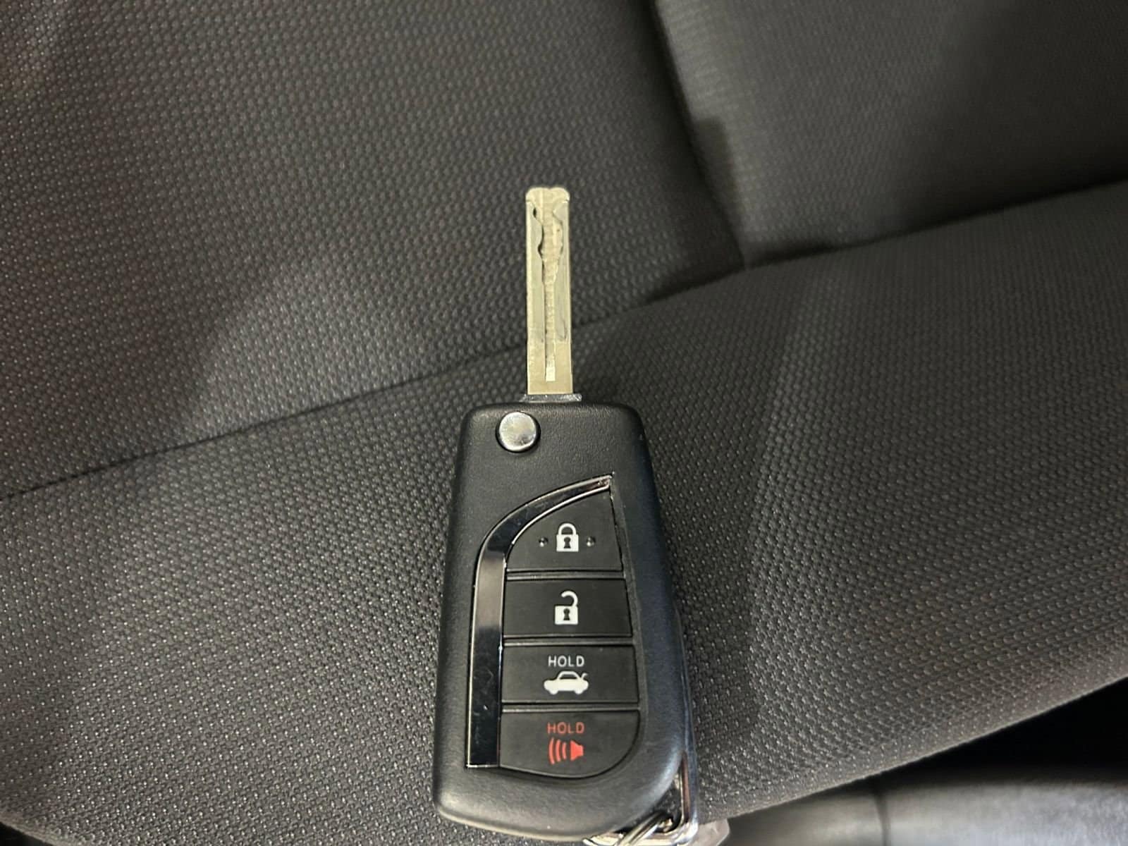 2024 Toyota Corolla LE 27